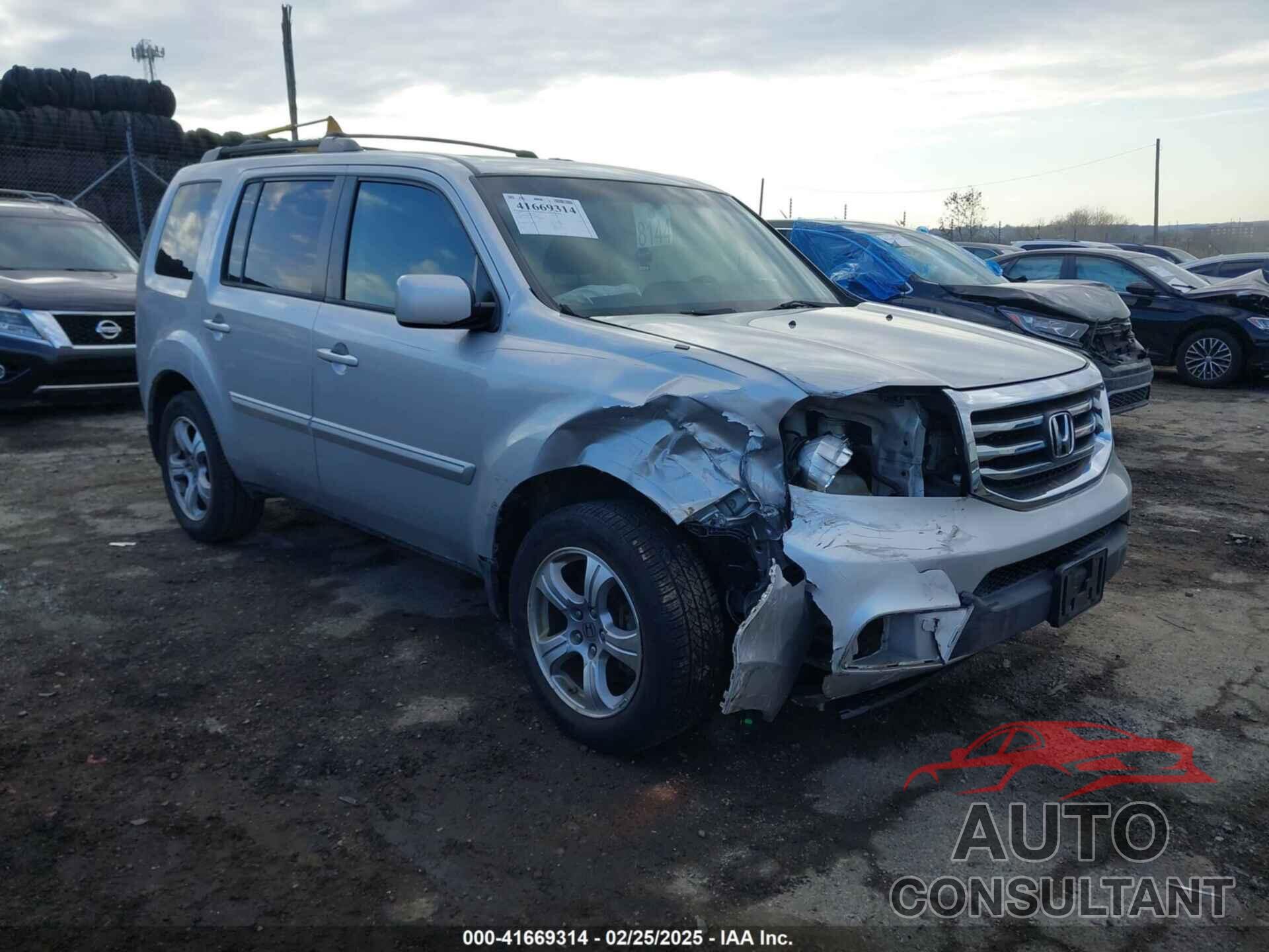 HONDA PILOT 2012 - 5FNYF4H54CB015261