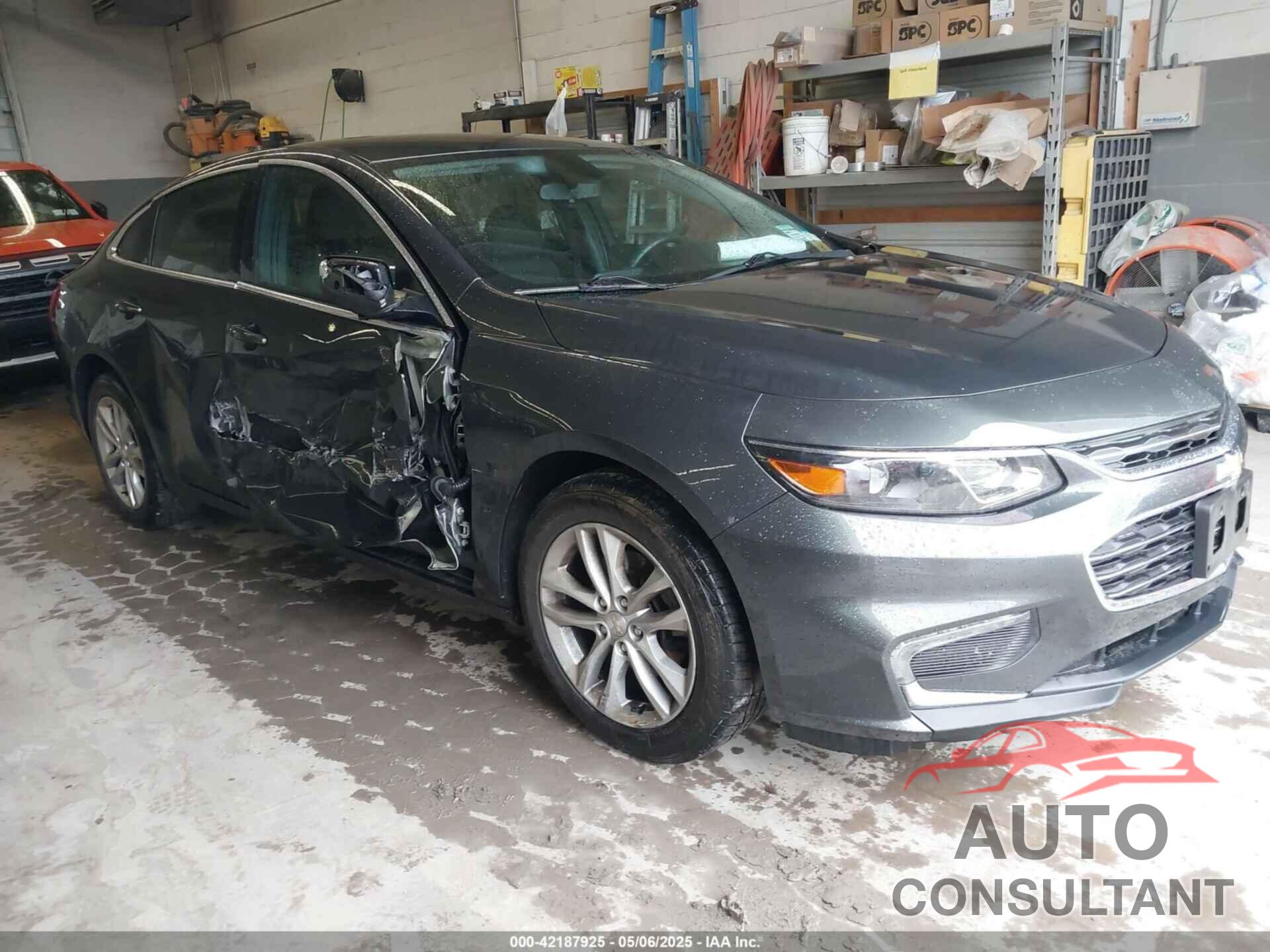 CHEVROLET MALIBU 2017 - 1G1ZE5ST4HF265132