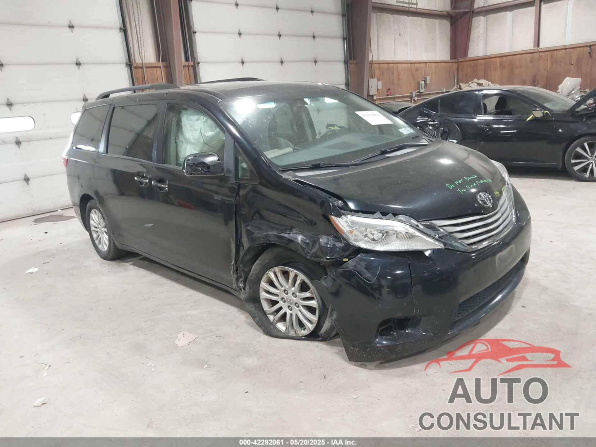 TOYOTA SIENNA 2015 - 5TDYK3DC8FS632978