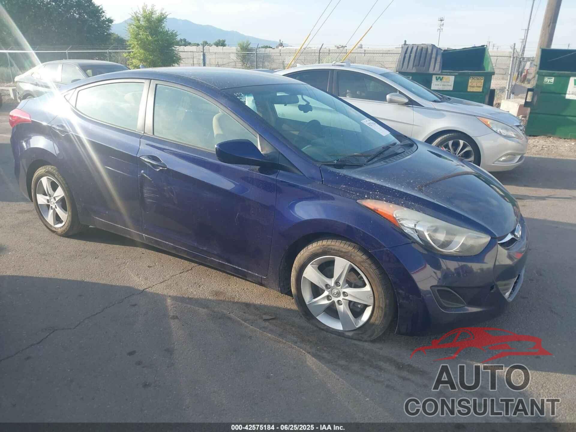 HYUNDAI ELANTRA 2013 - 5NPDH4AE8DH333678