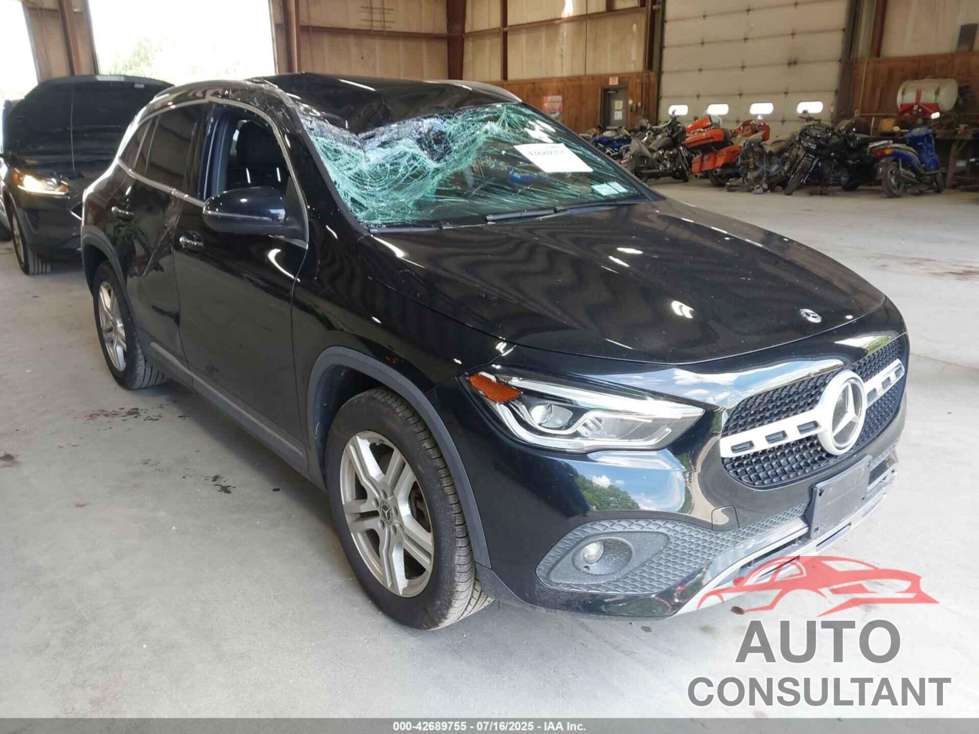 MERCEDES-BENZ GLA 250 2021 - W1N4N4HBXMJ135561
