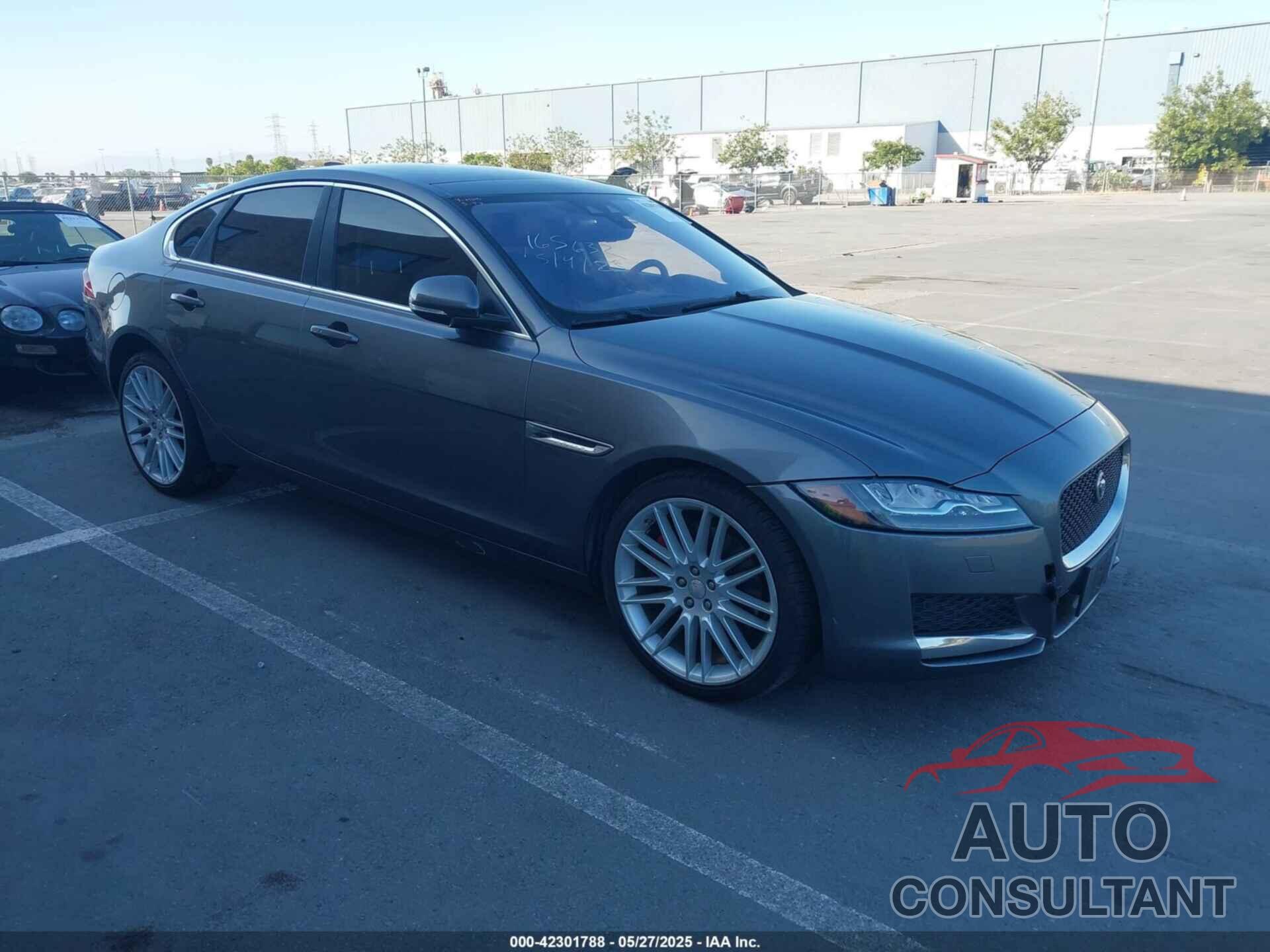 JAGUAR XF 2016 - SAJBK4BV1GCY20648