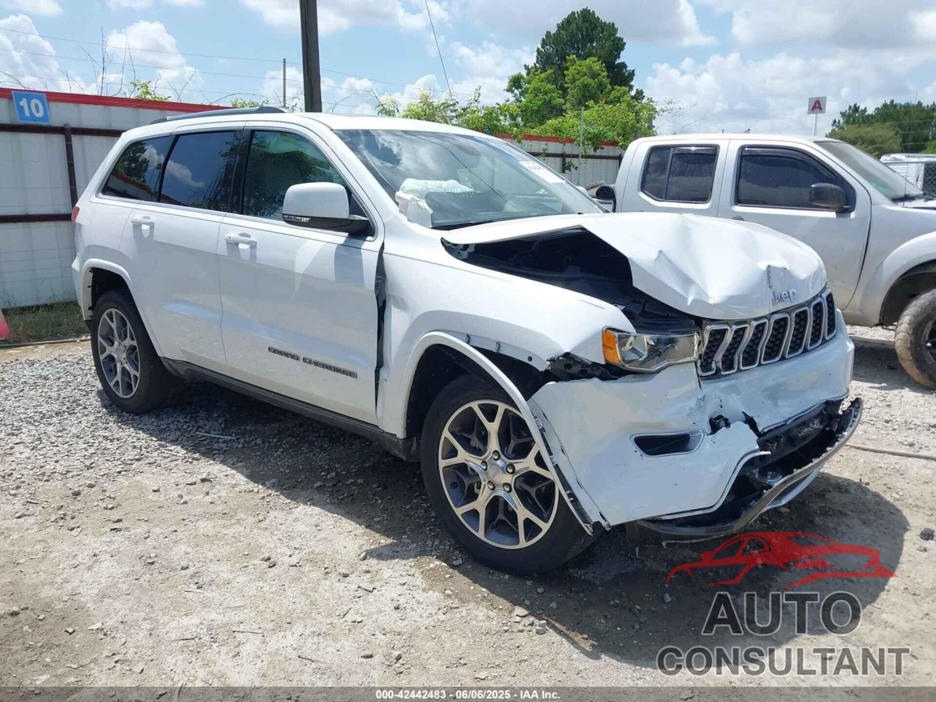 JEEP GRAND CHEROKEE 2018 - 1C4RJEBG8JC339908