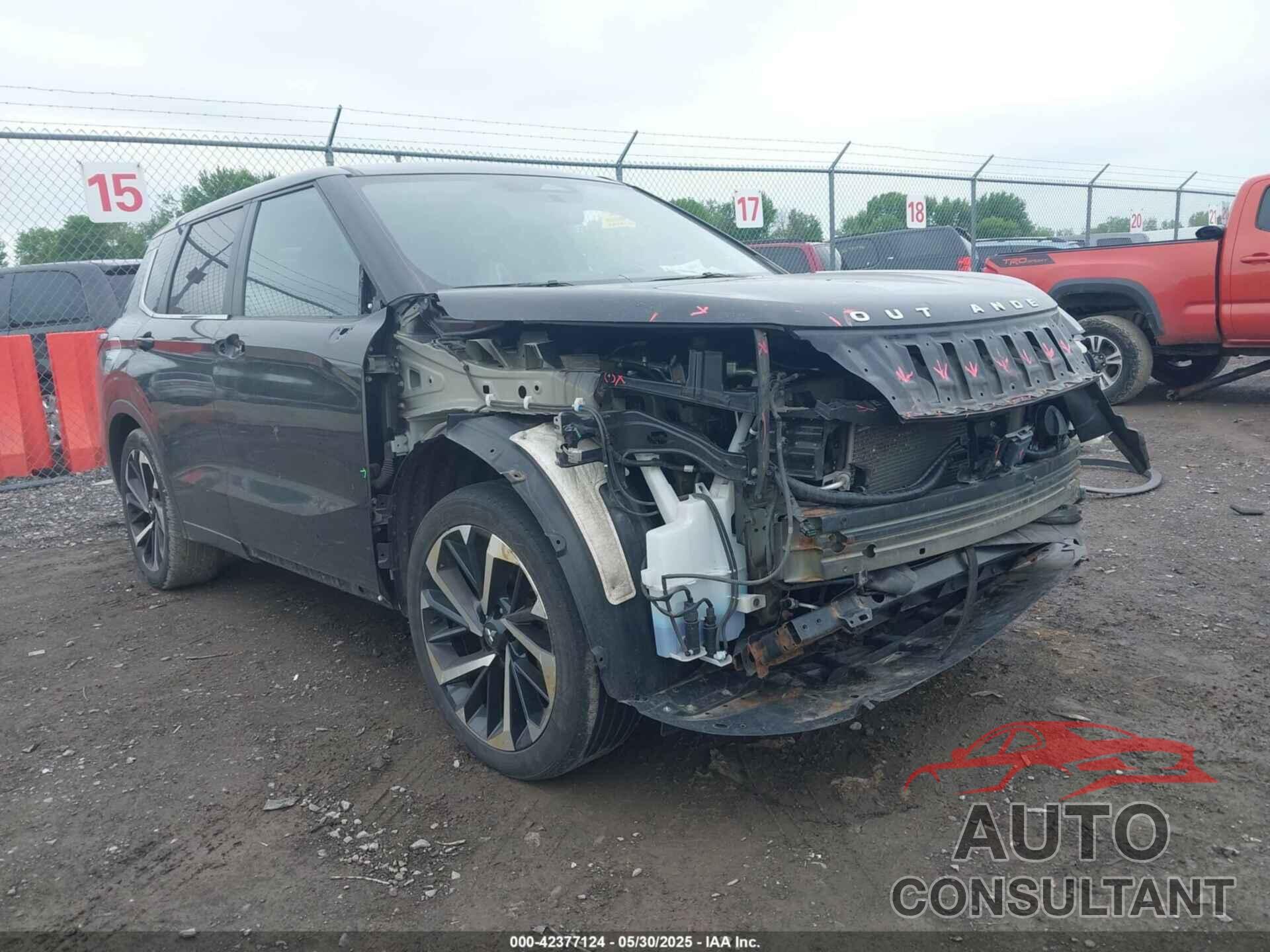 MITSUBISHI OUTLANDER 2022 - JA4J4UA84NZ037957