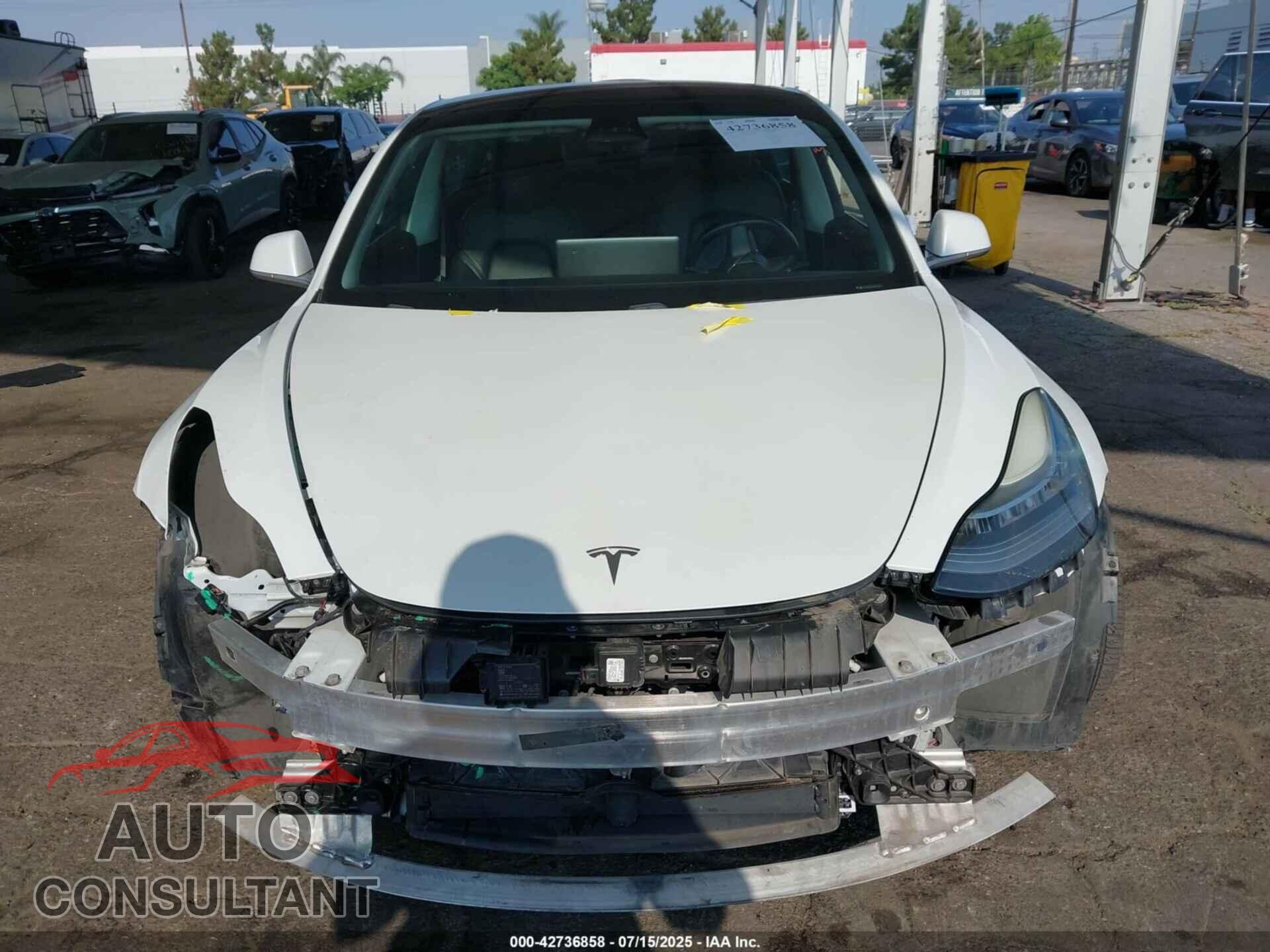 TESLA MODEL 3 2018 - 5YJ3E1EA7JF044277