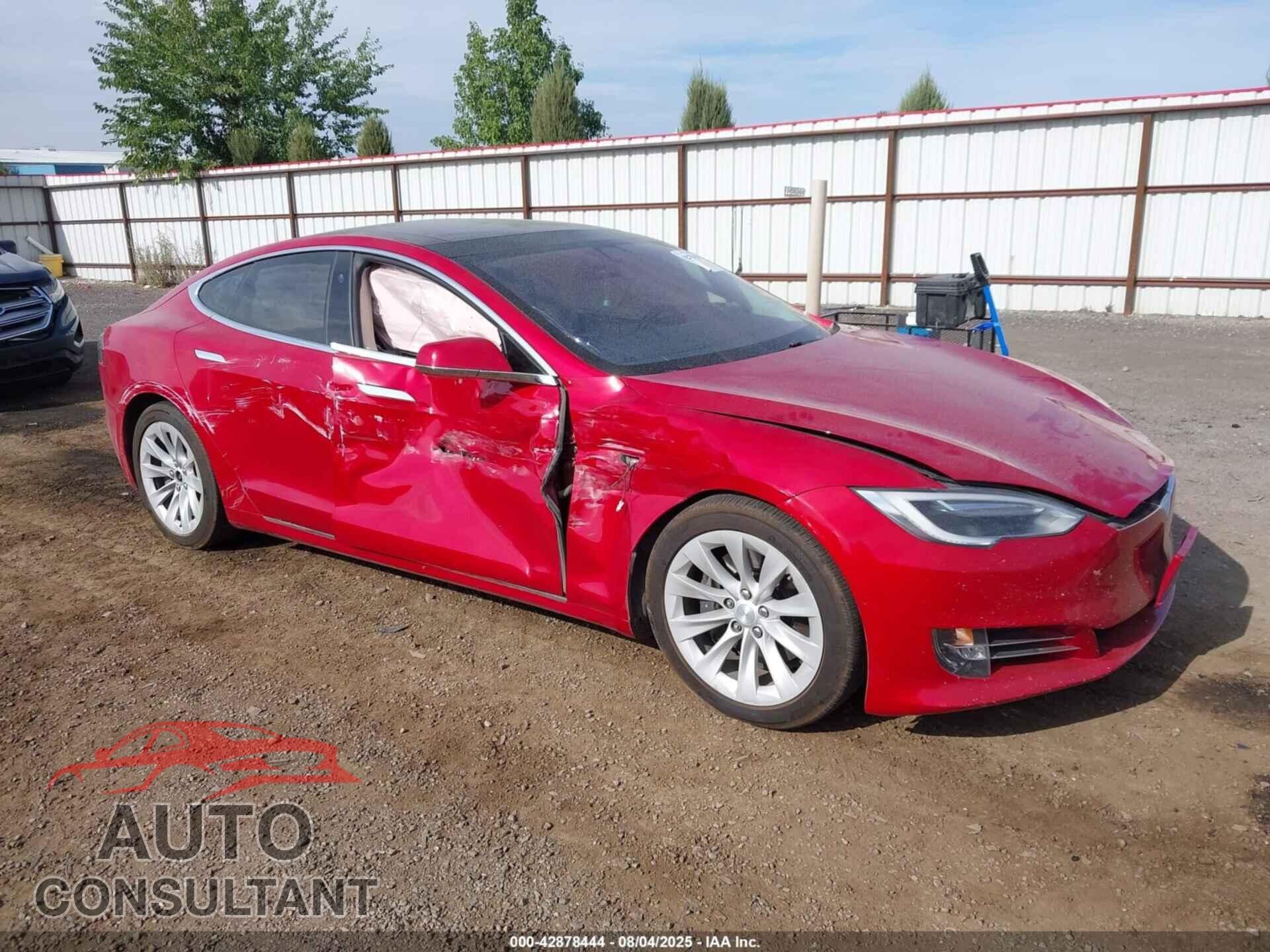TESLA MODEL S 2017 - 5YJSA1E21HF214868