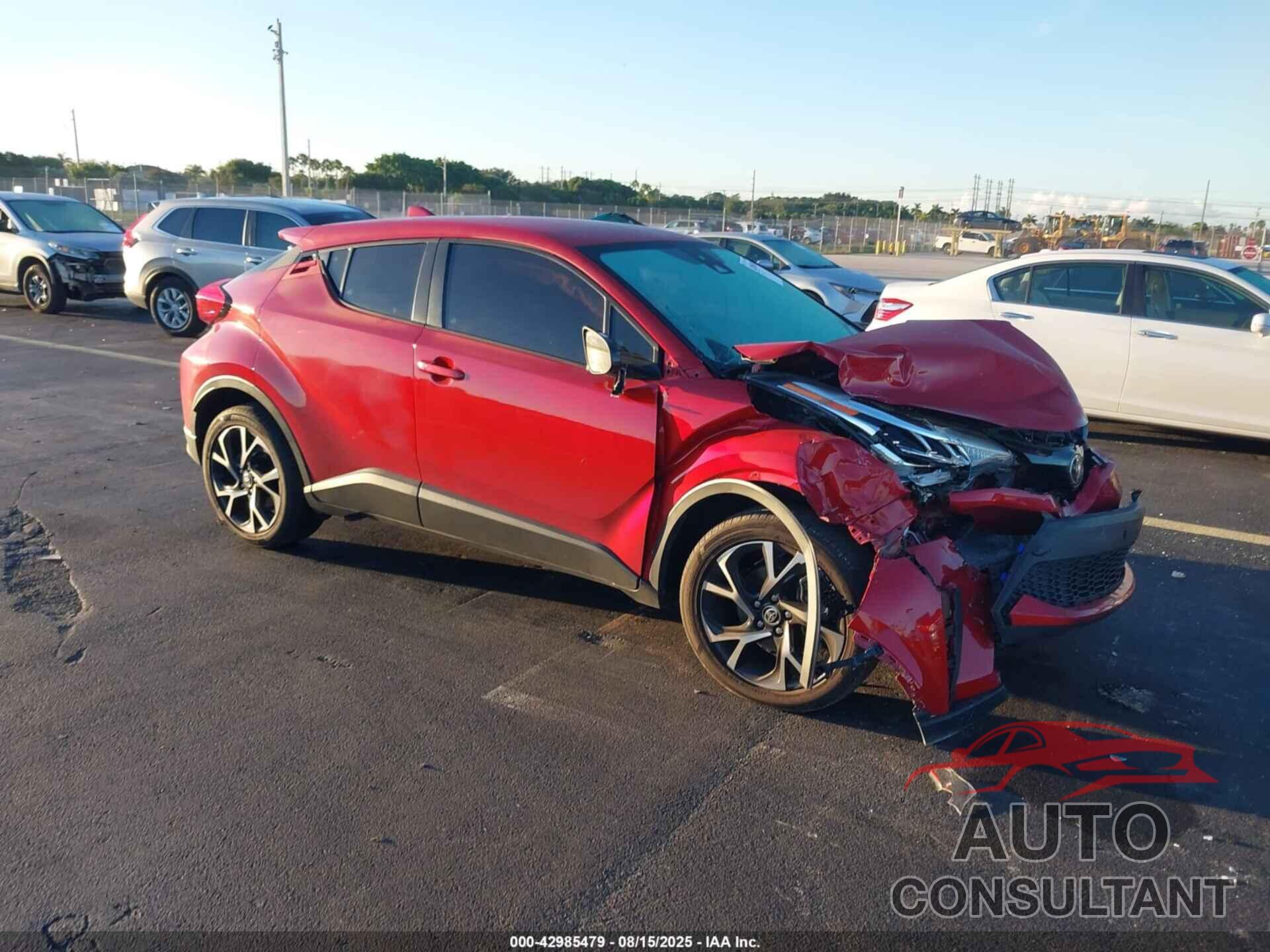 TOYOTA C-HR 2021 - NMTKHMBX8MR133996