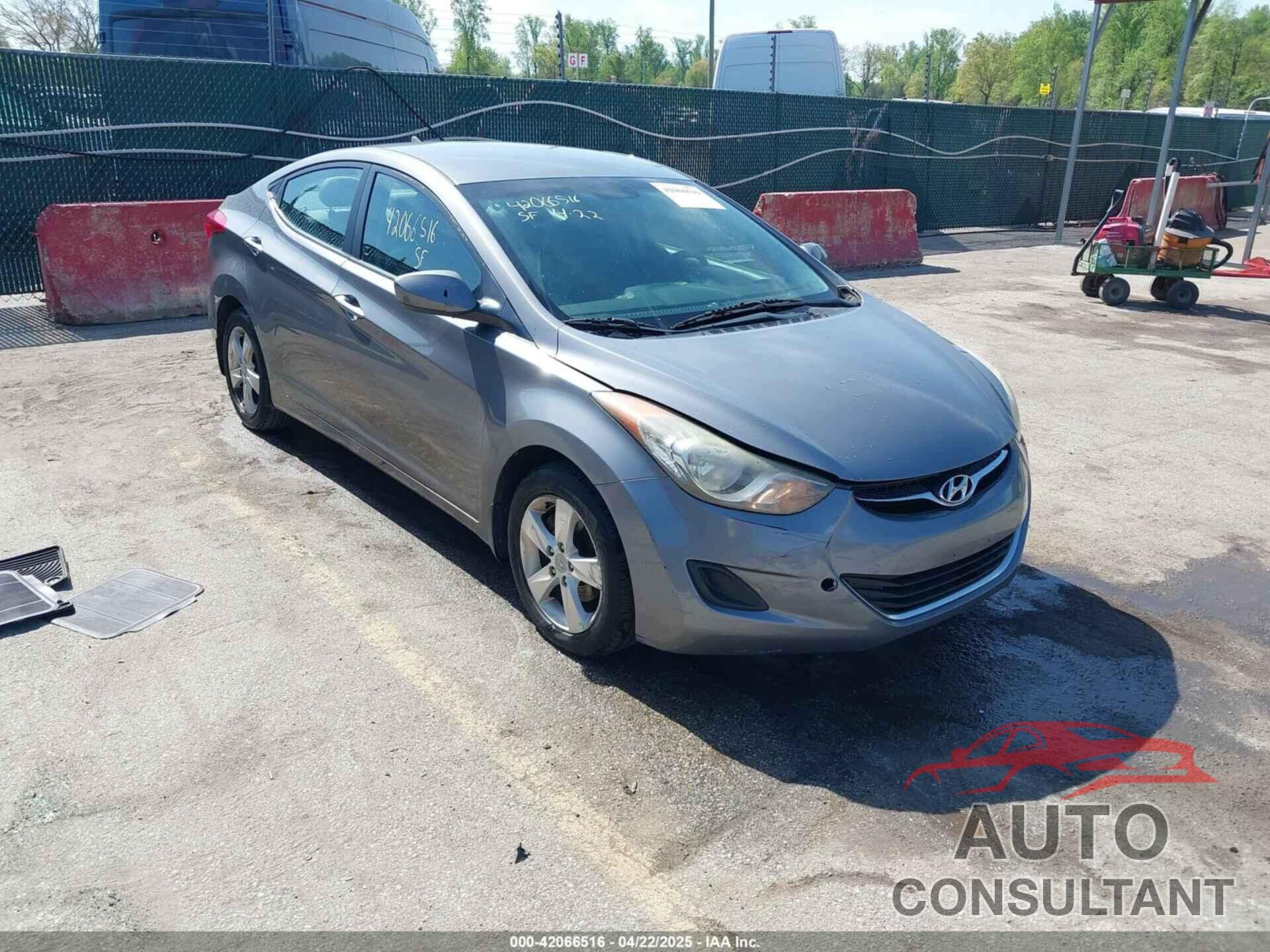 HYUNDAI ELANTRA 2011 - 5NPDH4AE8BH057368