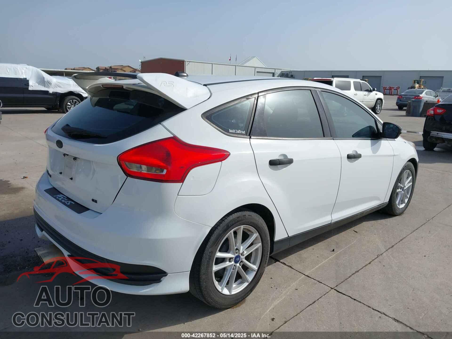 FORD FOCUS 2017 - 1FADP3K21HL347348