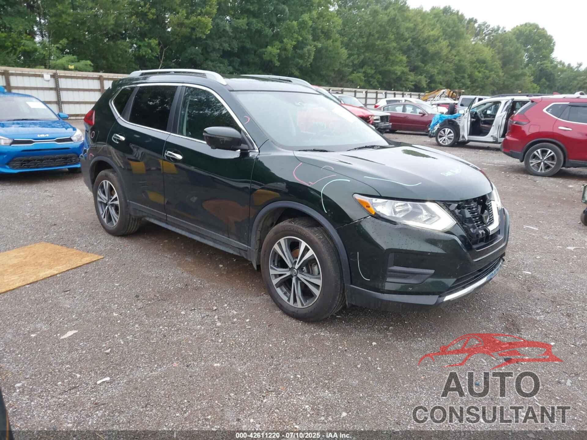 NISSAN ROGUE 2019 - 5N1AT2MV7KC808873
