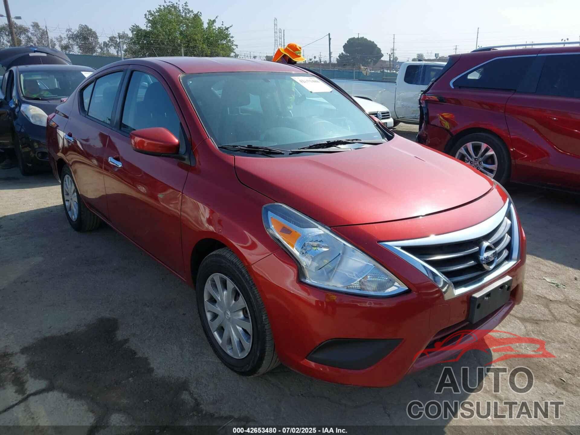 NISSAN VERSA 2018 - 3N1CN7AP7JL820005