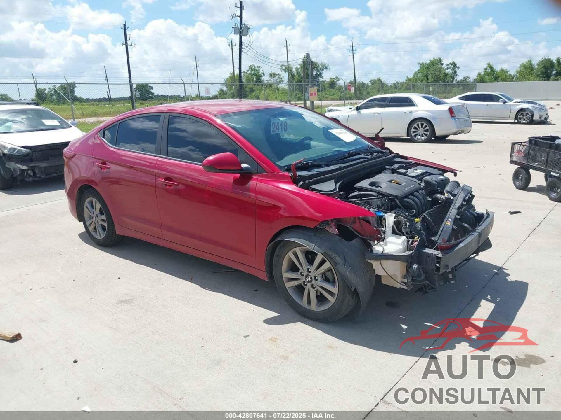 HYUNDAI ELANTRA 2017 - KMHD84LF0HU370494