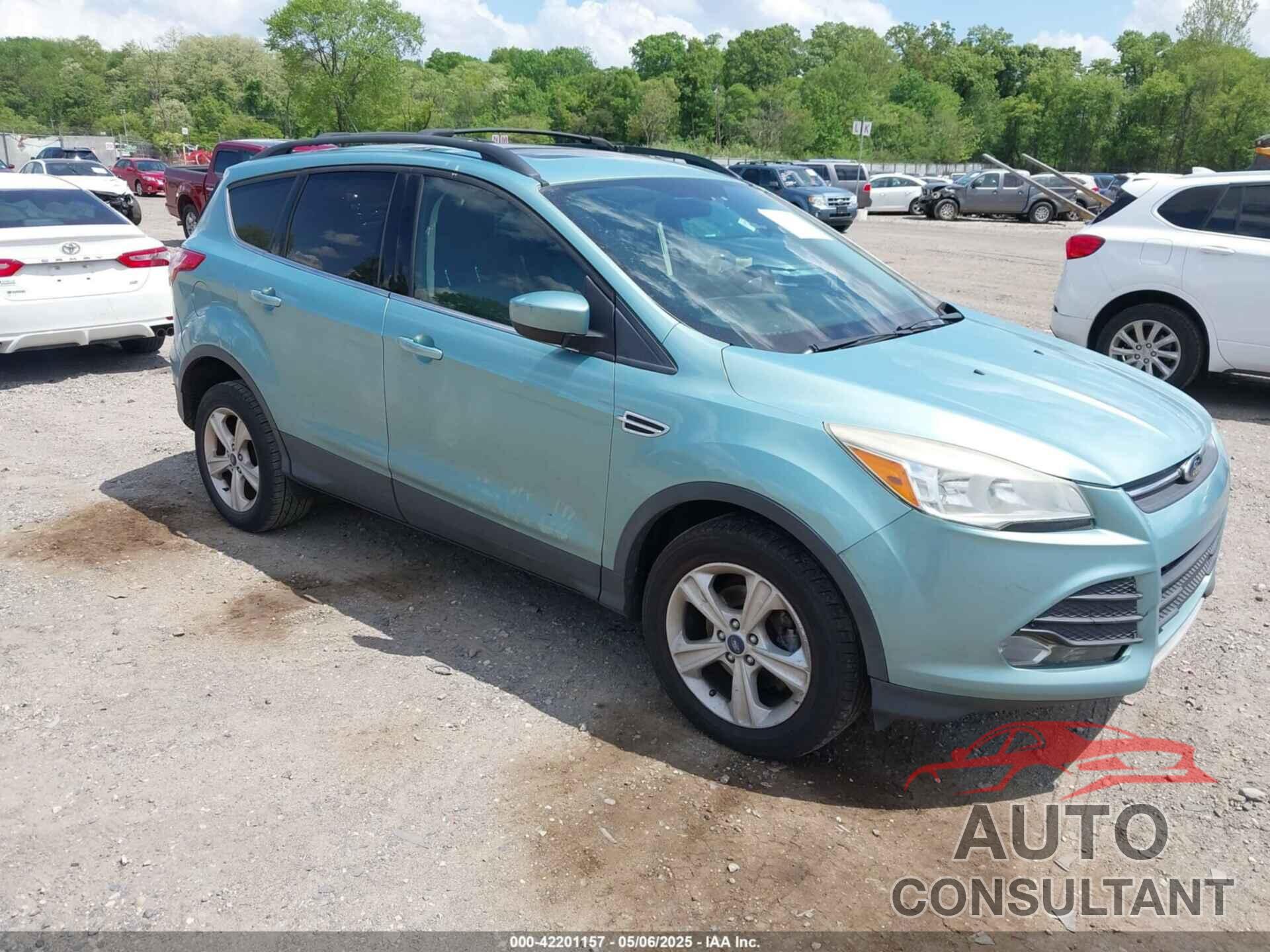FORD ESCAPE 2013 - 1FMCU0GX5DUA45546