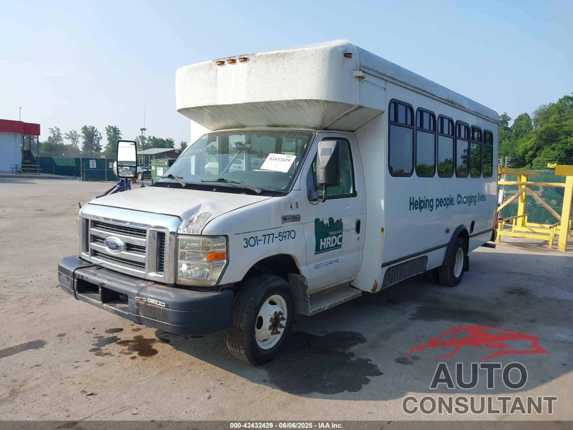 FORD E-450 CUTAWAY 2011 - 1FDFE4FS5BDB05216