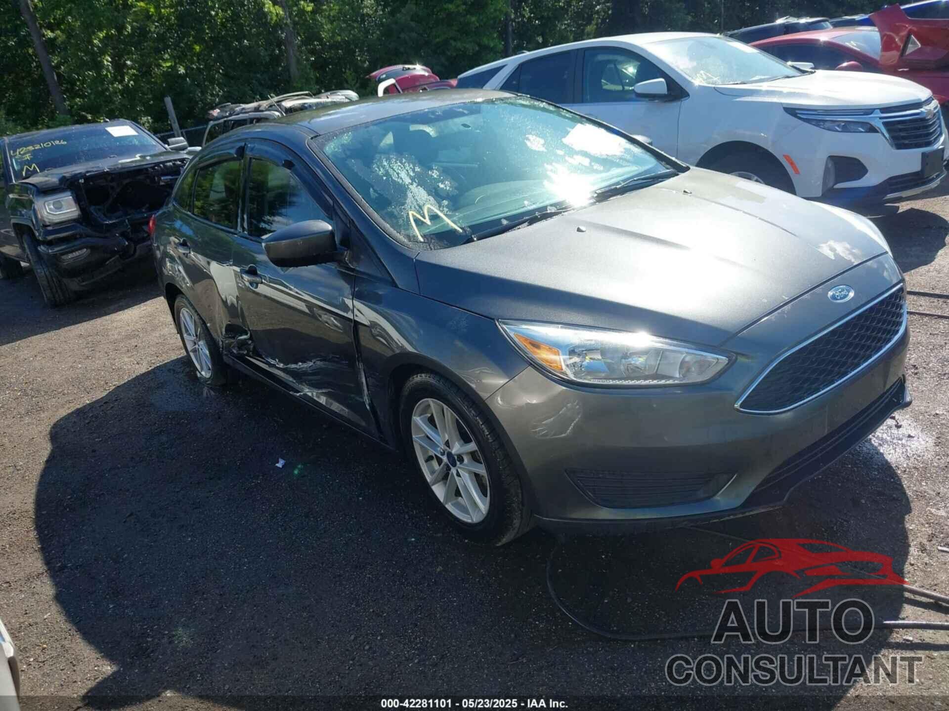 FORD FOCUS 2018 - 1FADP3F2XJL255123