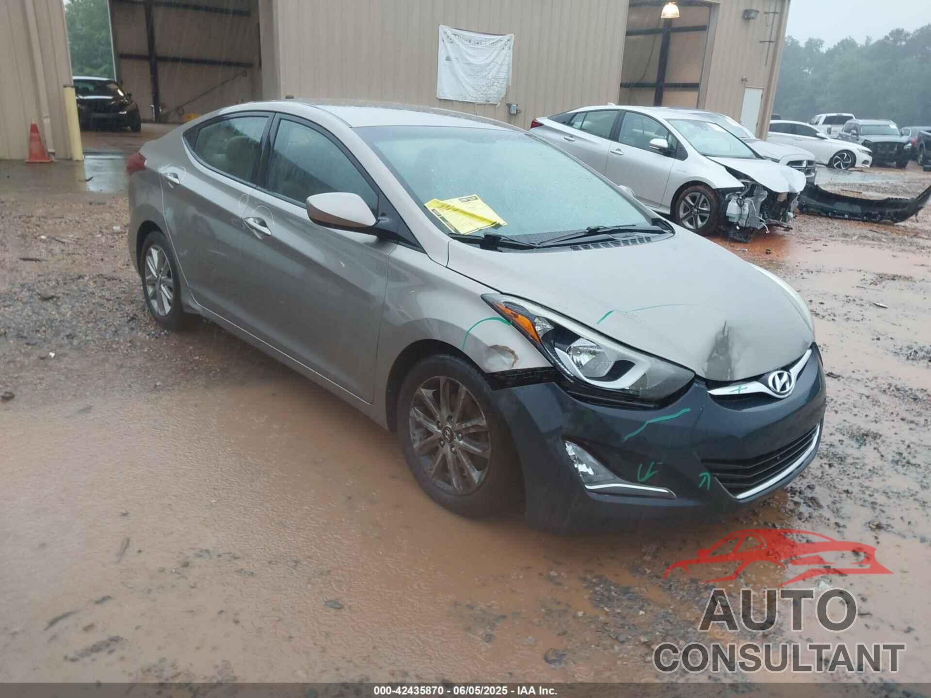 HYUNDAI ELANTRA 2015 - 5NPDH4AE0FH581930