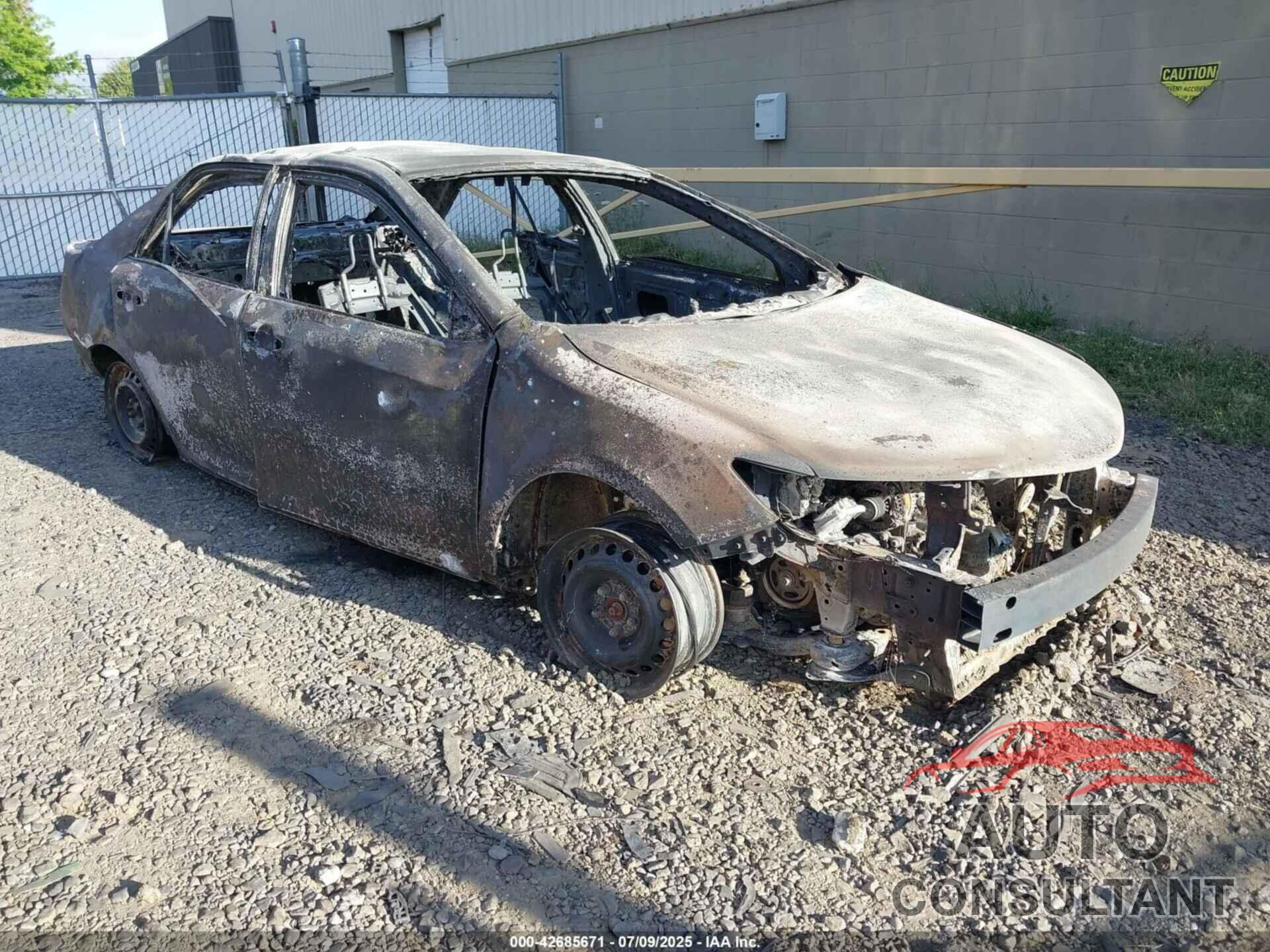 TOYOTA CAMRY 2012 - 4T1BF1FK6CU558577
