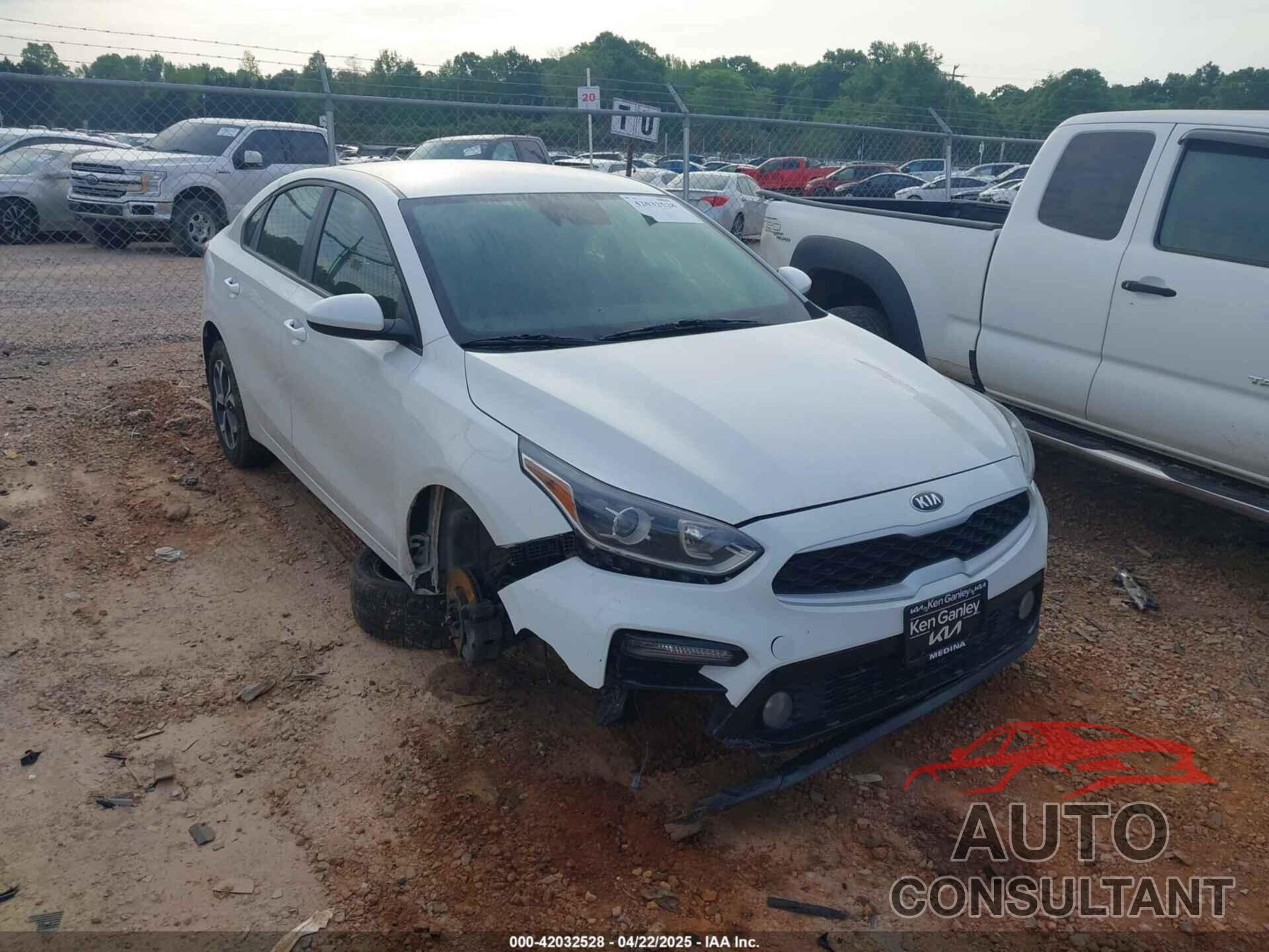 KIA FORTE 2019 - 3KPF24AD9KE077229