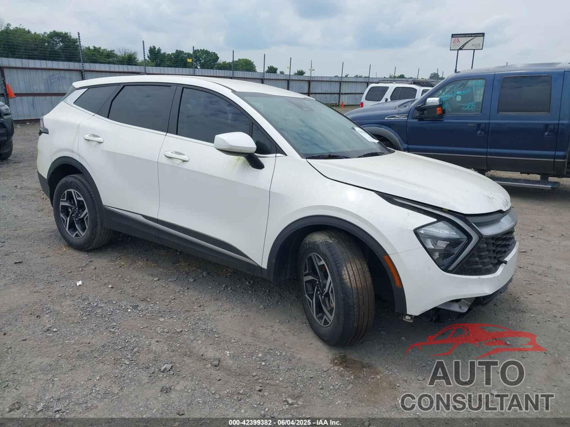 KIA SPORTAGE 2023 - KNDPU3AFXP7212042