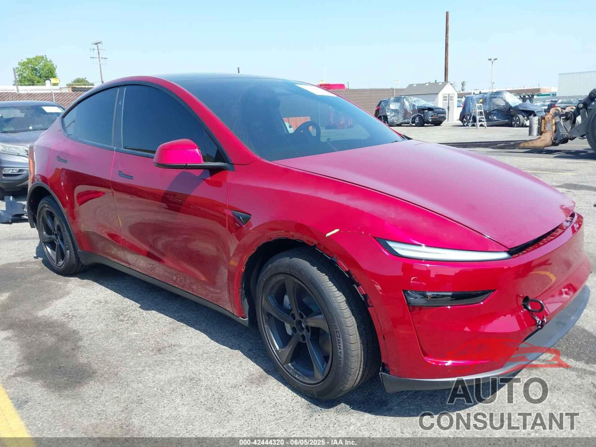 TESLA MODEL Y 2026 - 7SAYGDEE5TF329828