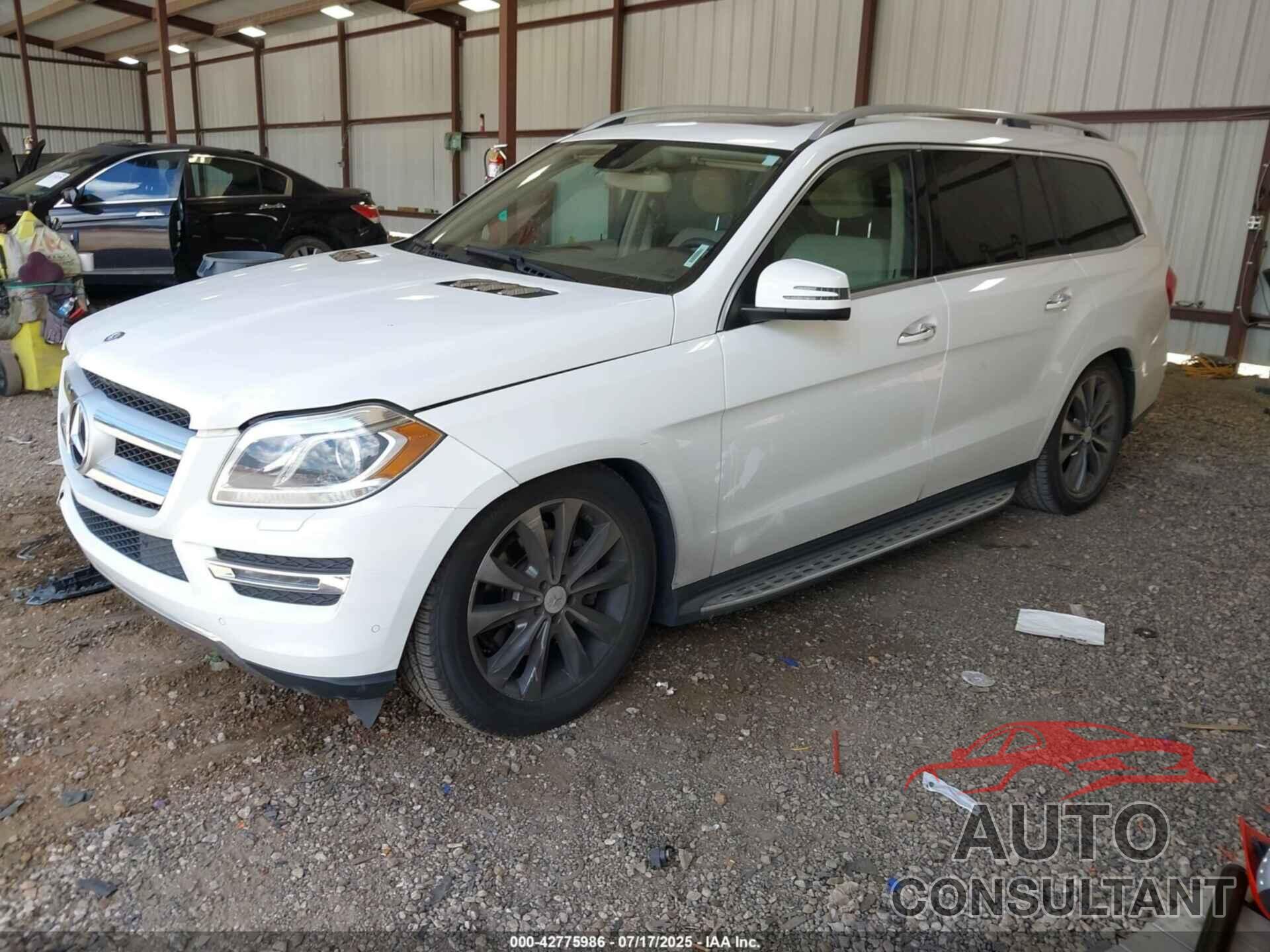 MERCEDES-BENZ GL 450 2015 - 4JGDF6EE2FA470472