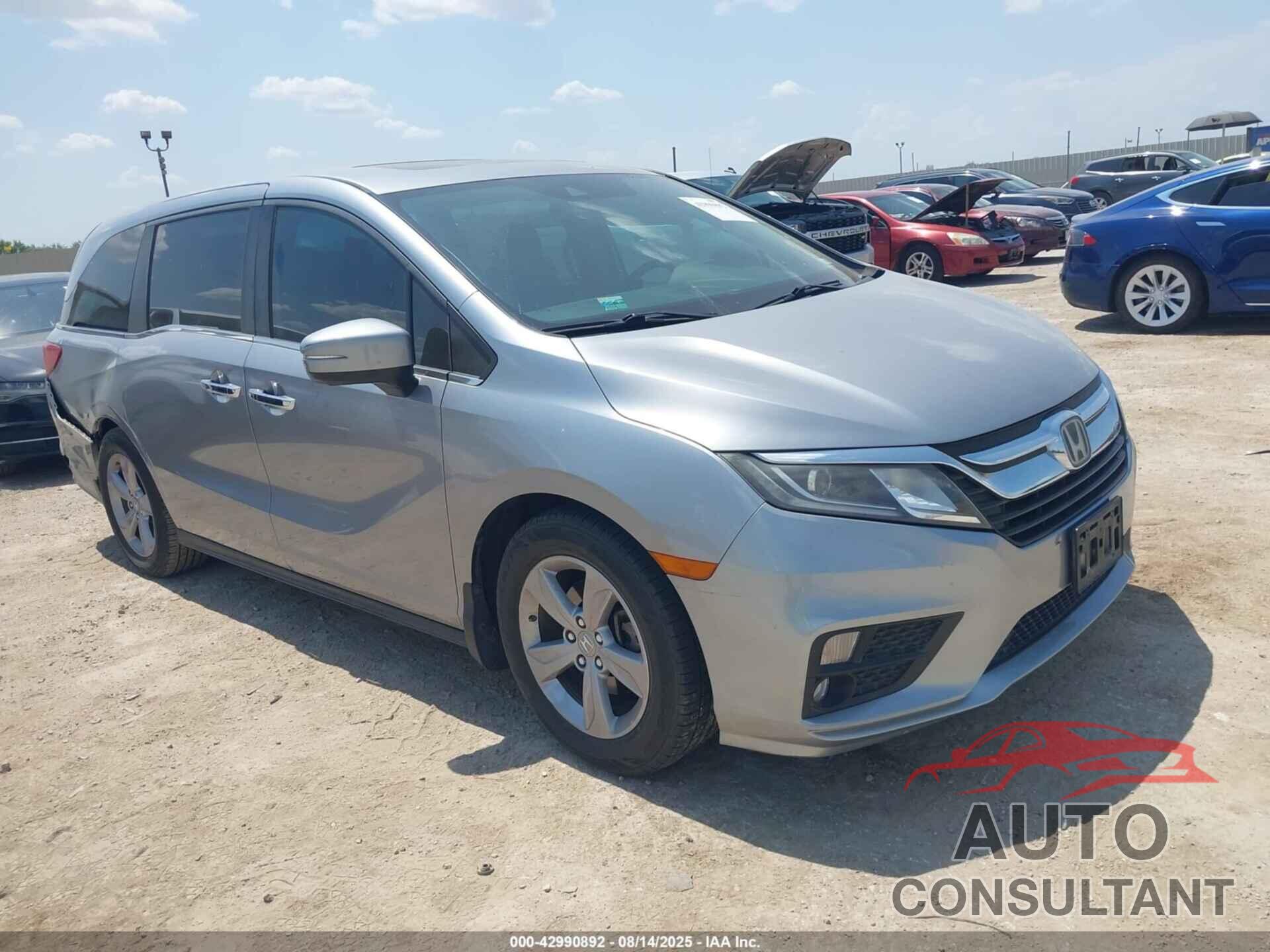 HONDA ODYSSEY 2019 - 5FNRL6H73KB130037