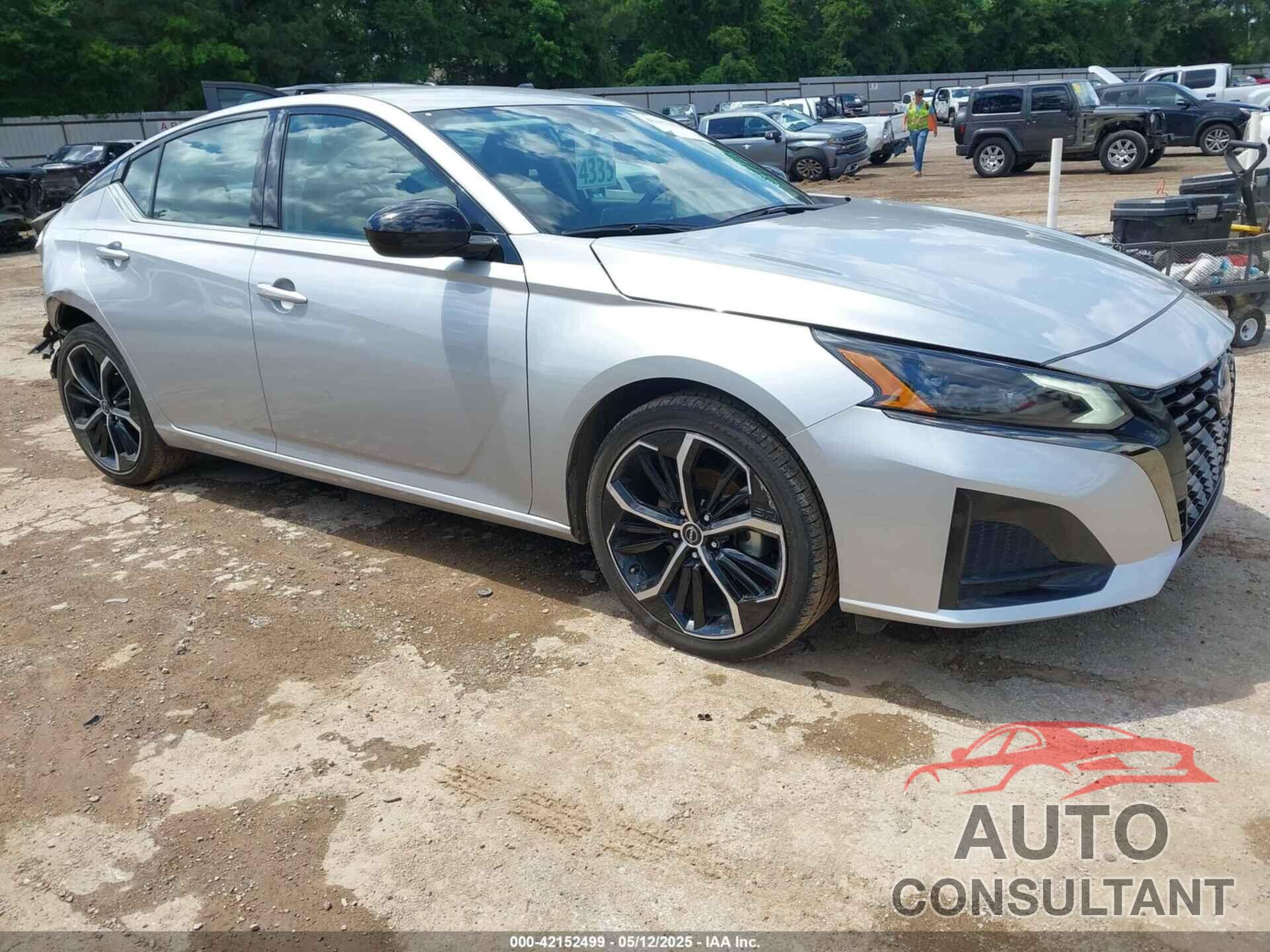 NISSAN ALTIMA 2024 - 1N4BL4CVXRN370456