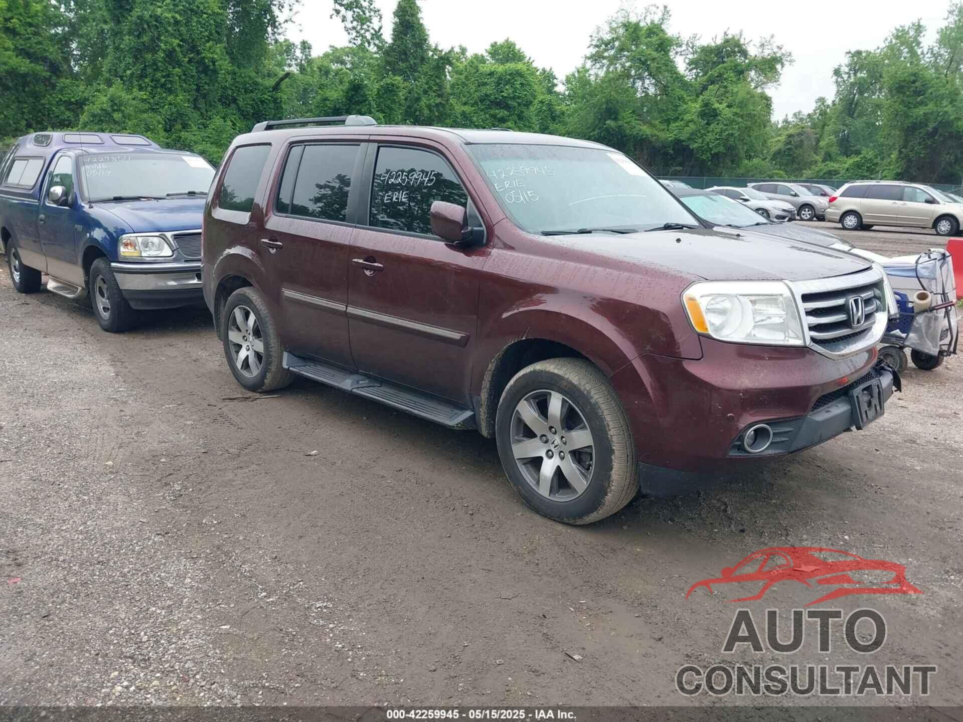 HONDA PILOT 2013 - 5FNYF4H91DB054295