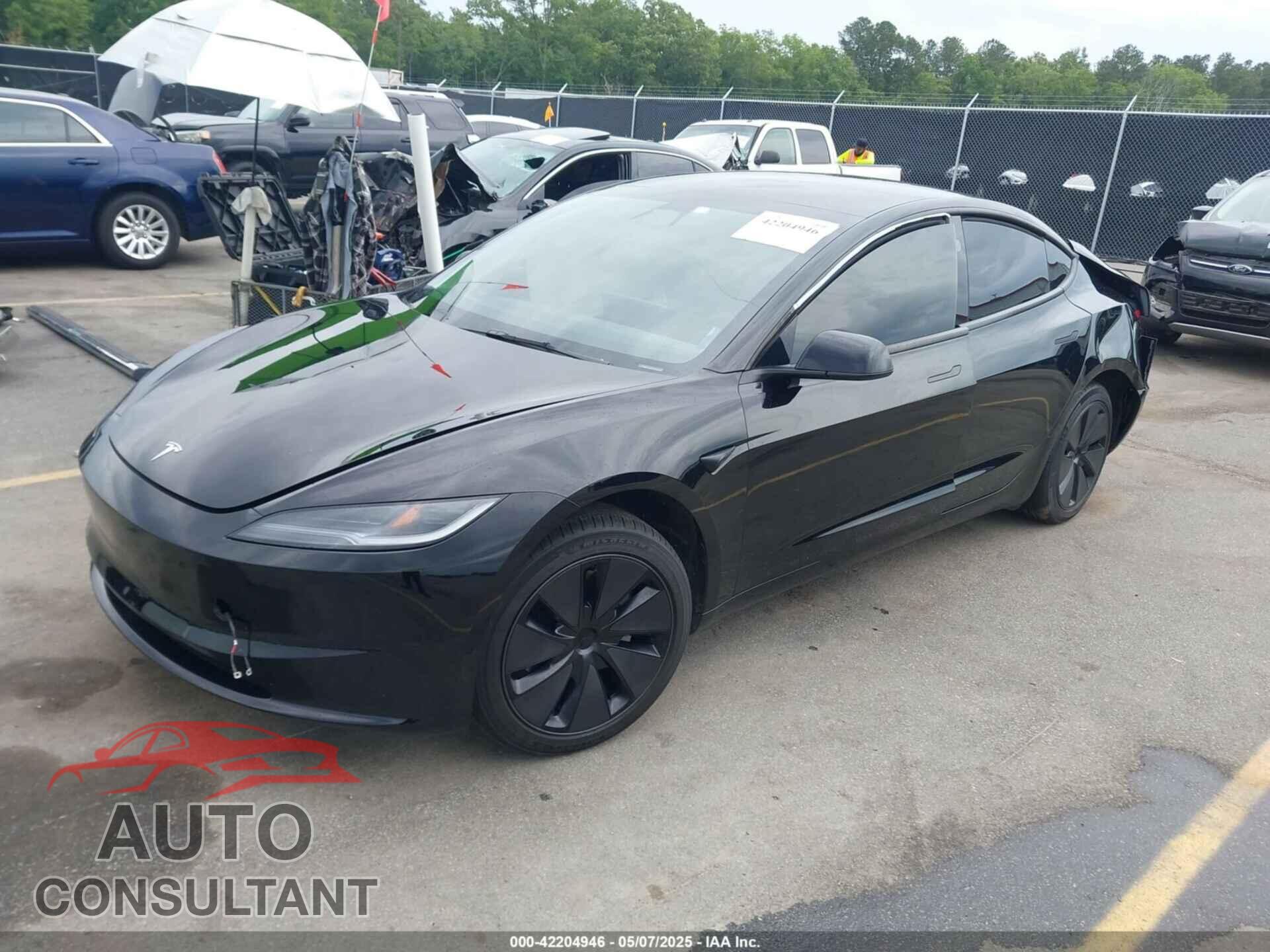 TESLA MODEL 3 2024 - 5YJ3E1EA0RF856726