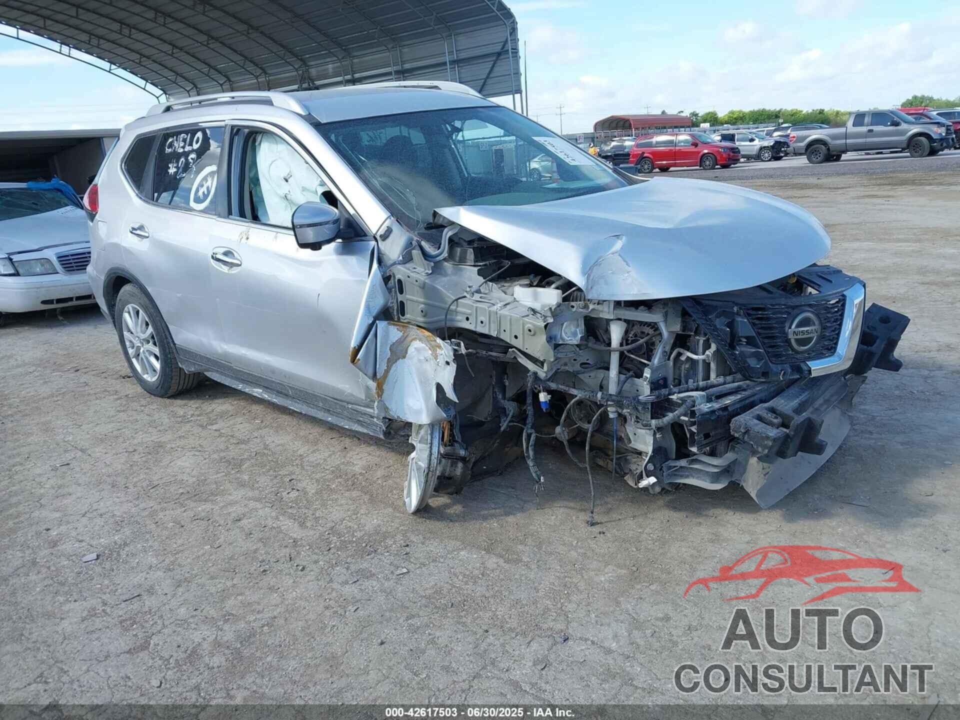 NISSAN ROGUE 2018 - 5N1AT2MT1JC848914