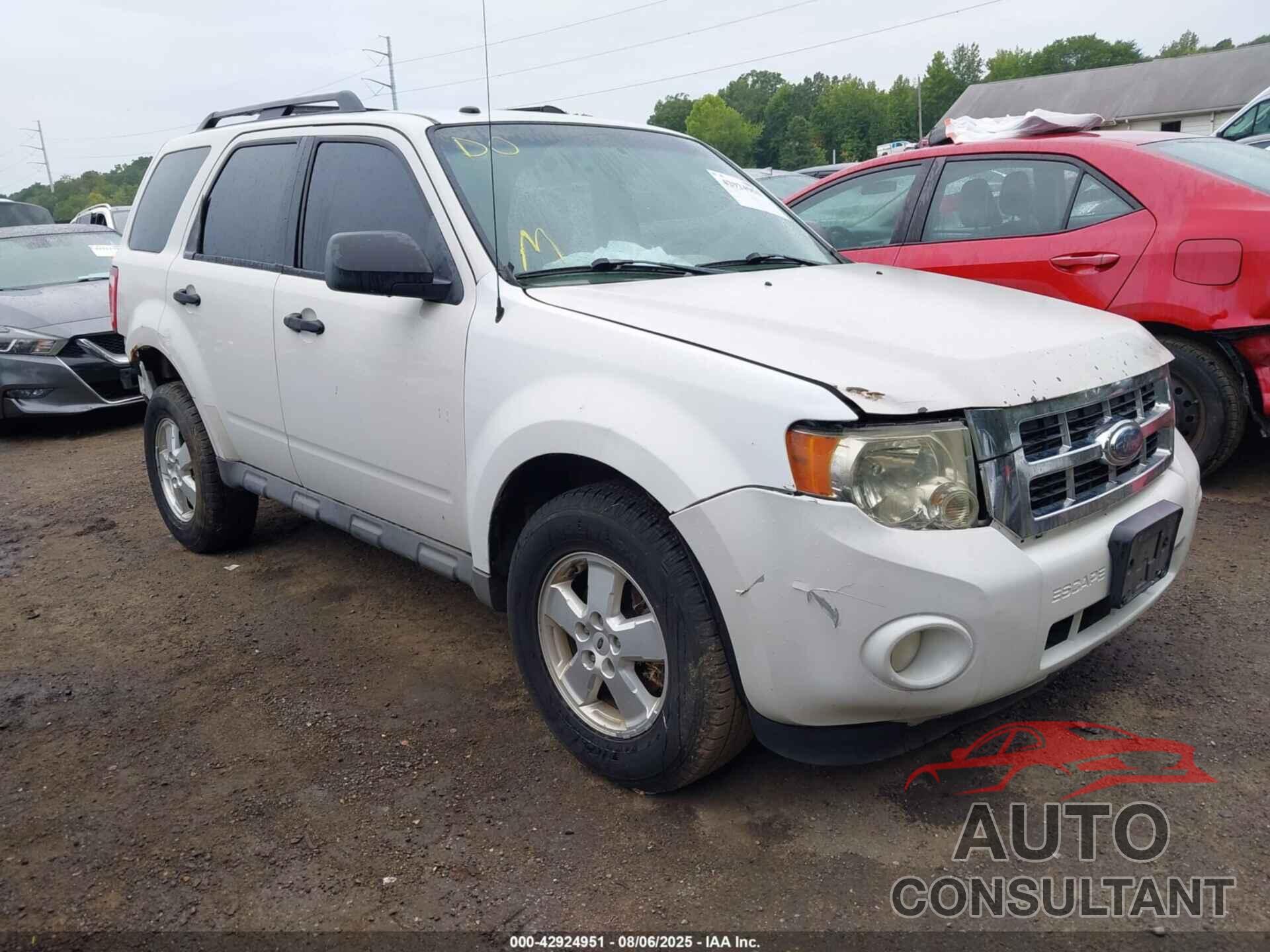 FORD ESCAPE 2009 - 1FMCU03739KA80580