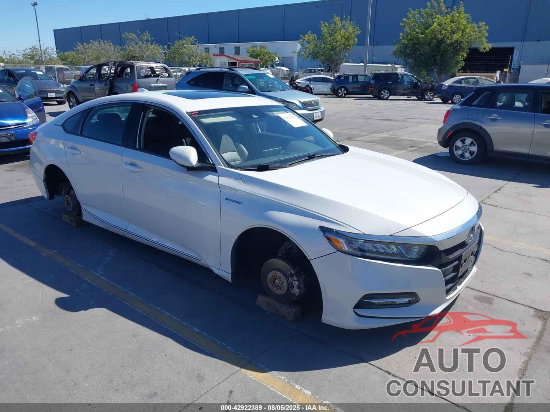 HONDA ACCORD HYBRID 2019 - 1HGCV3F51KA017245