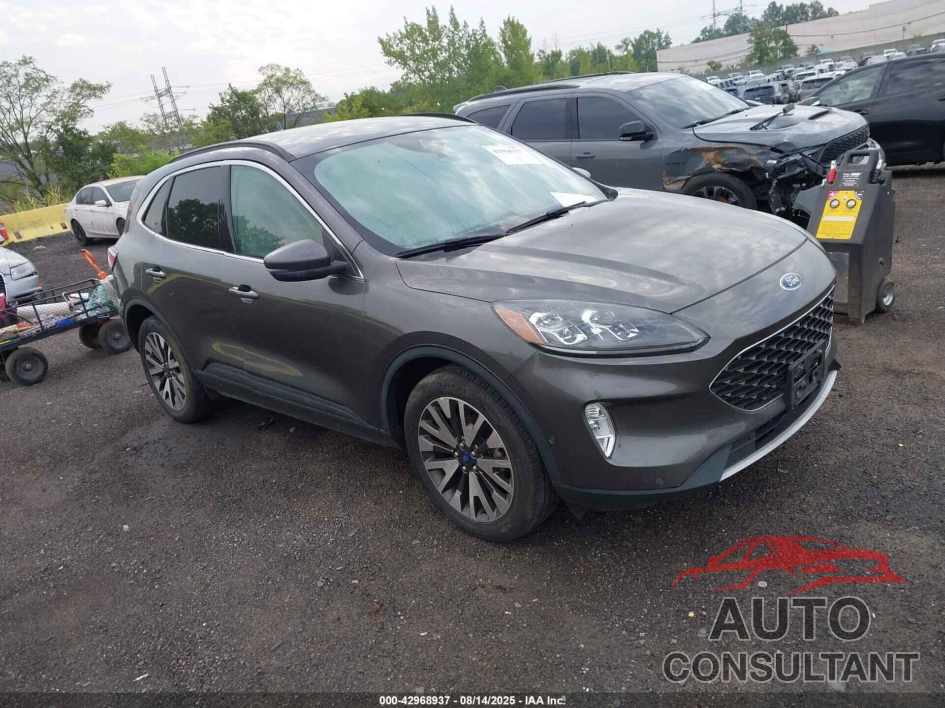 FORD ESCAPE 2020 - 1FMCU9J91LUA15067
