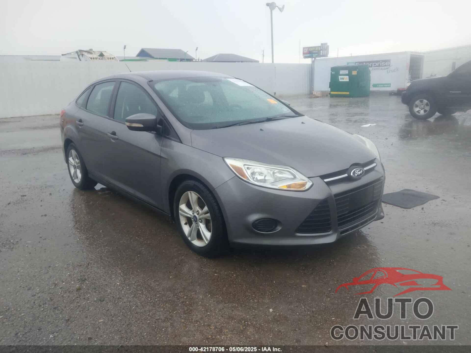 FORD FOCUS 2014 - 1FADP3F26EL449976