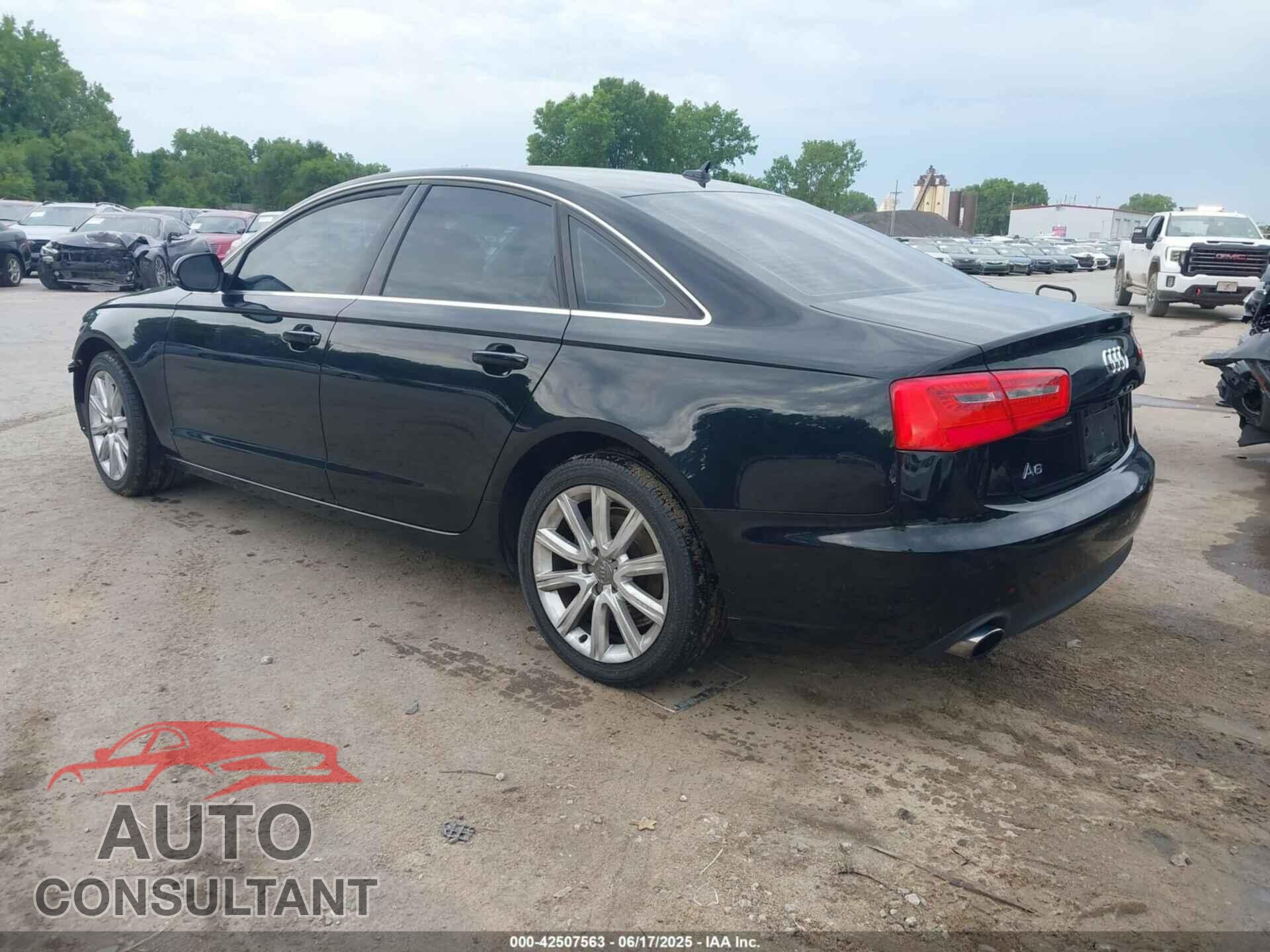 AUDI A6 2013 - WAUGFAFC8DN015842