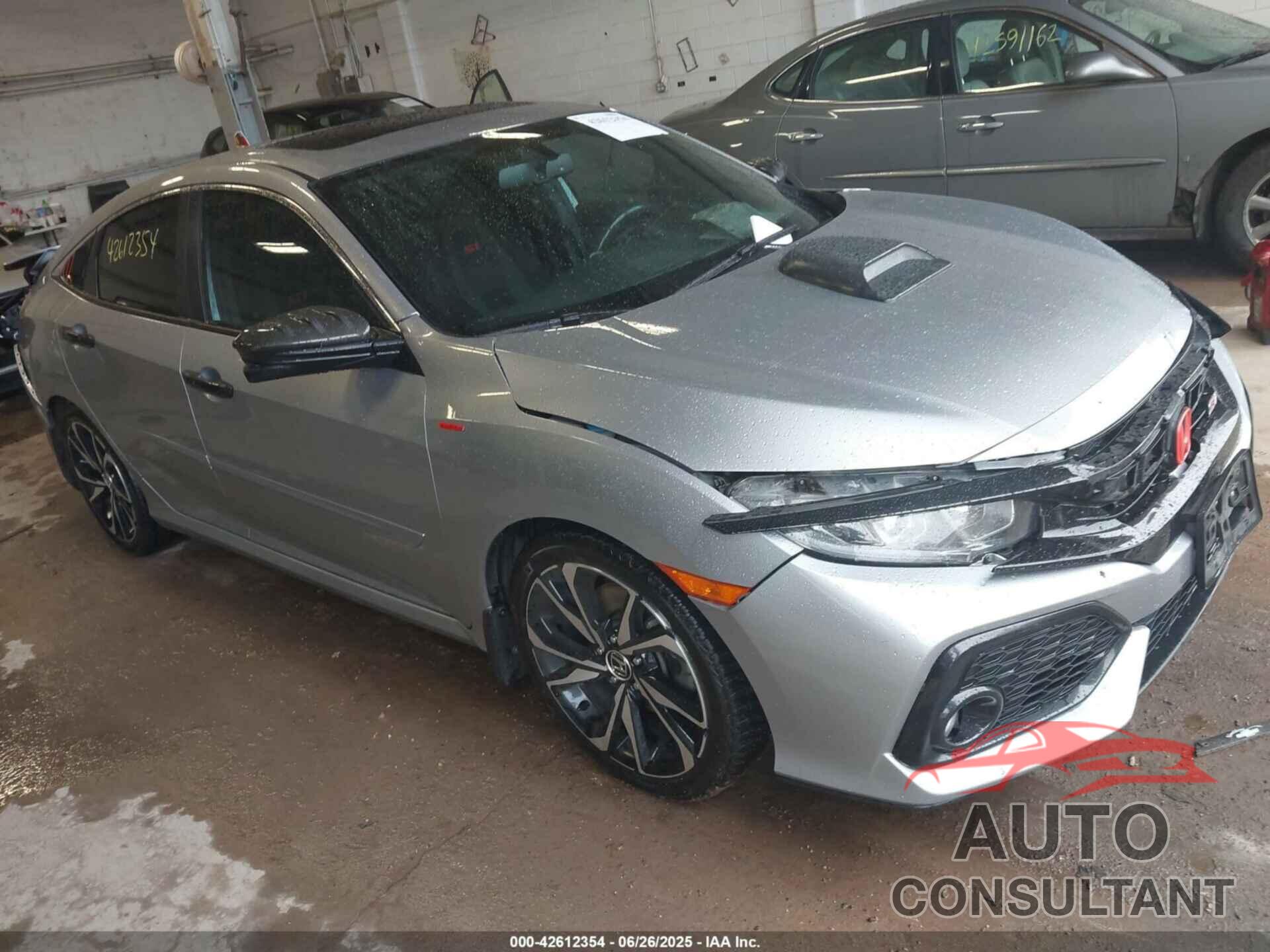 HONDA CIVIC 2018 - 2HGFC1E59JH710251