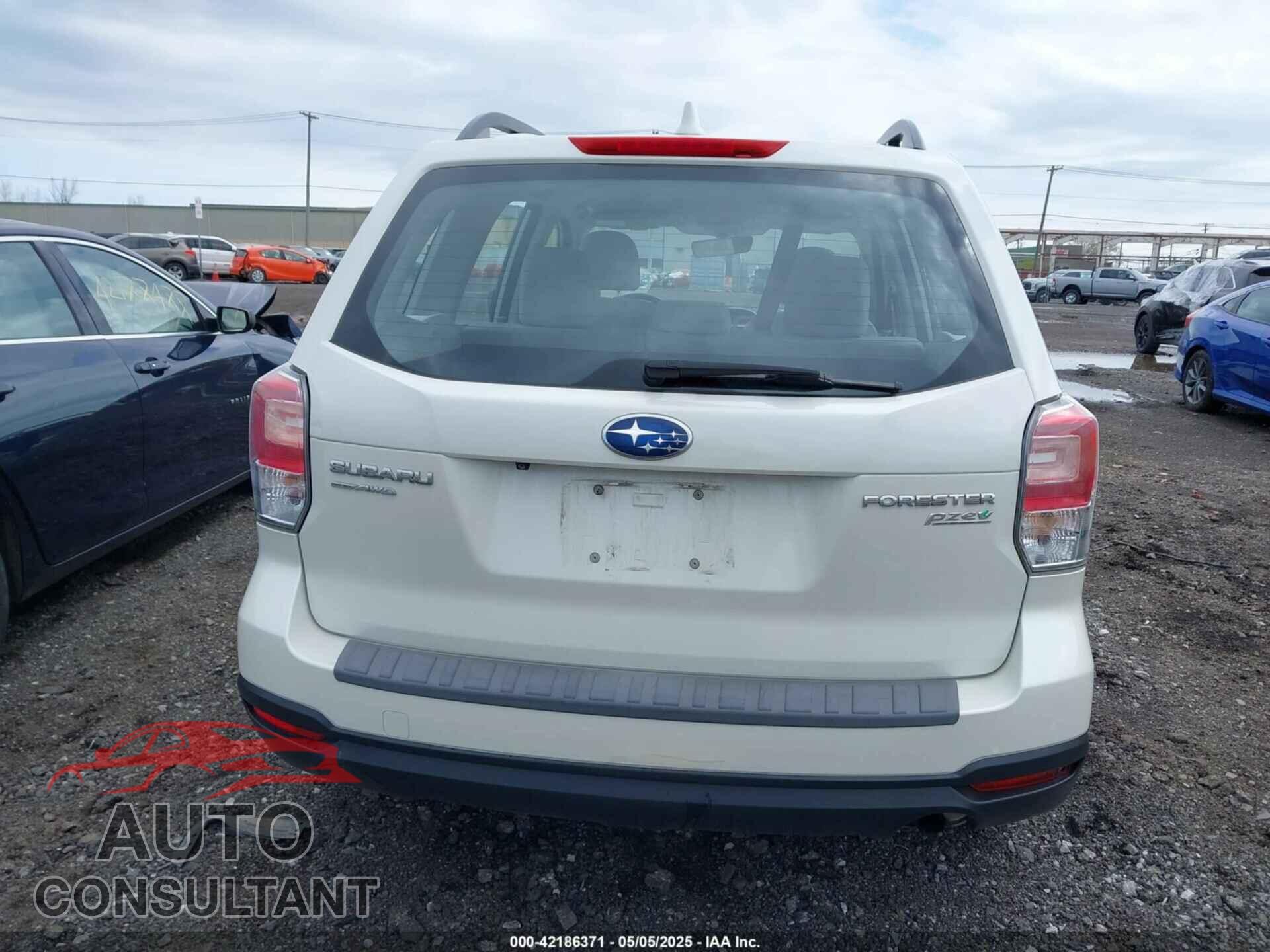 SUBARU FORESTER 2017 - JF2SJABC0HH811069