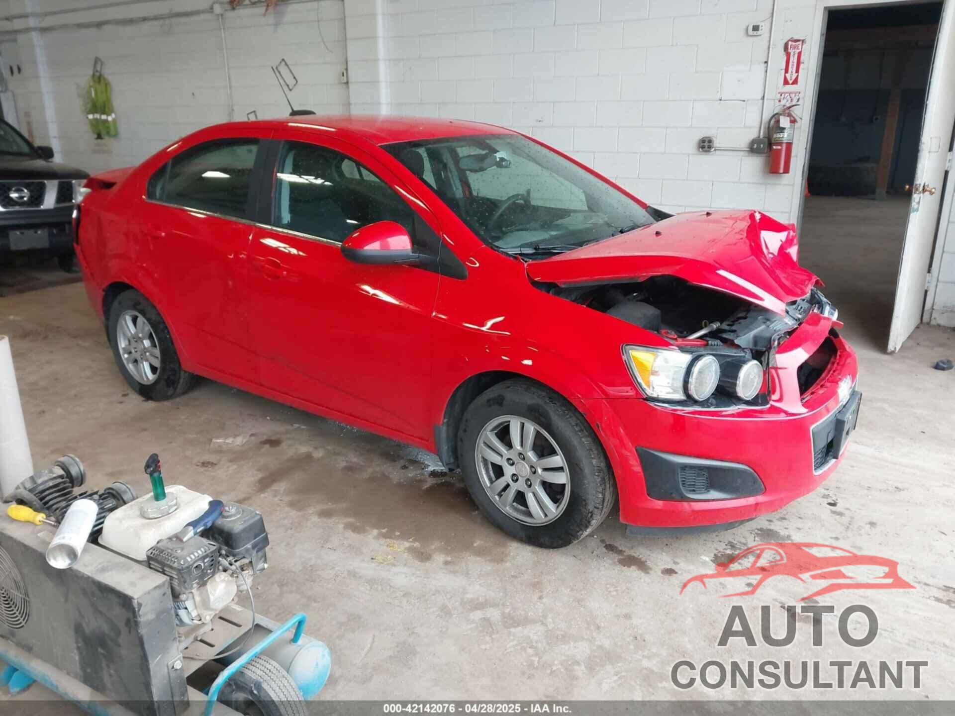 CHEVROLET SONIC 2015 - 1G1JC5SH2F4117505