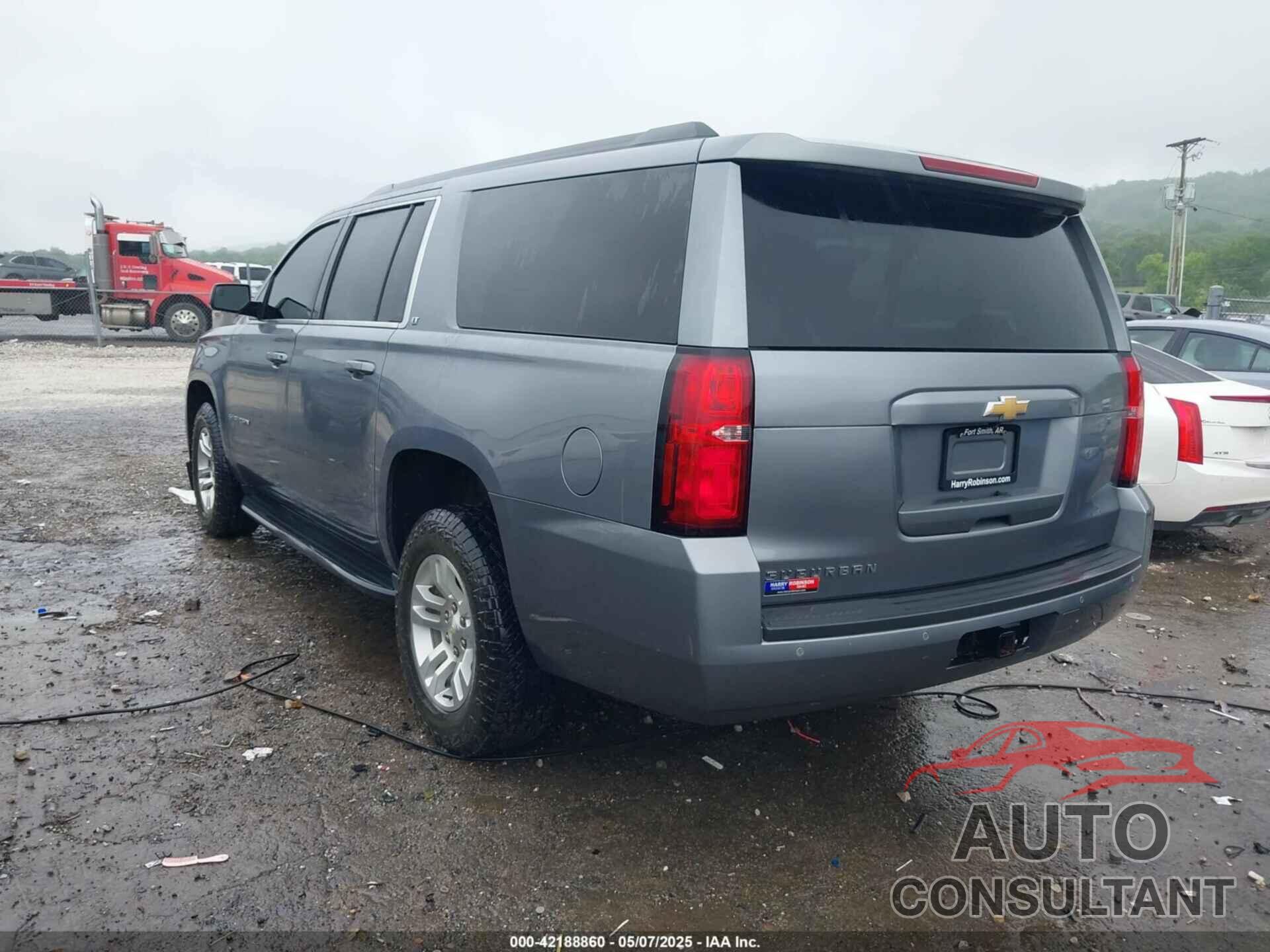CHEVROLET SUBURBAN 2019 - 1GNSKHKCXKR405555