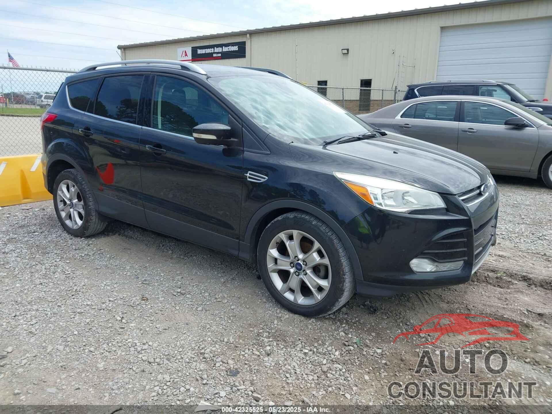 FORD ESCAPE 2015 - 1FMCU0JX5FUB45531