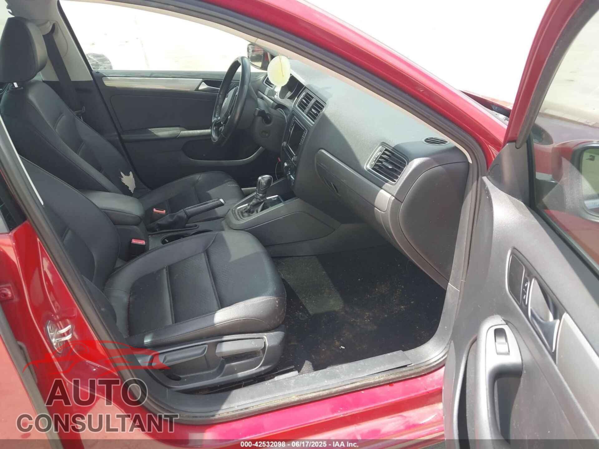 VOLKSWAGEN JETTA 2017 - 3VWDB7AJ7HM299620