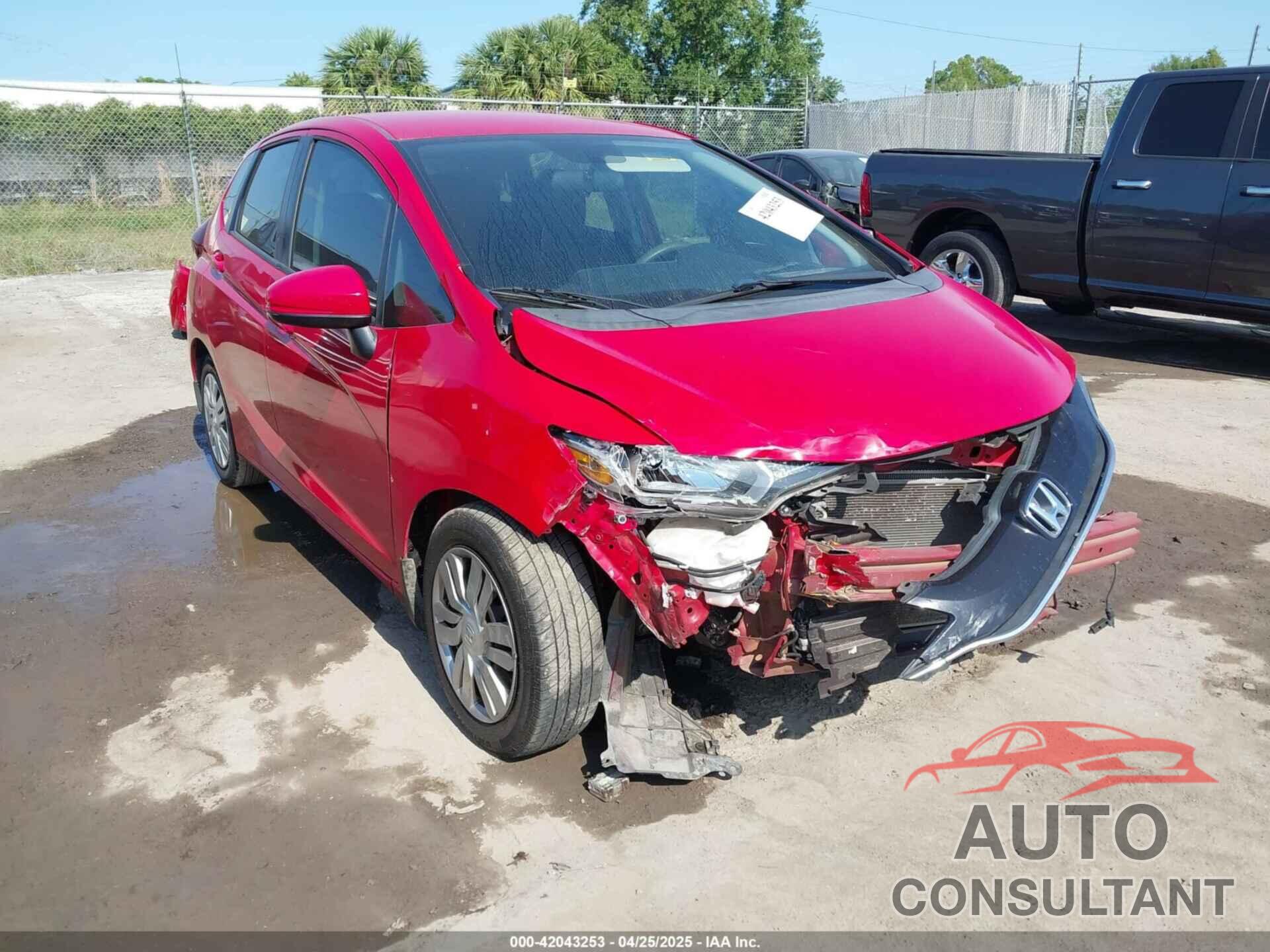HONDA FIT 2017 - 3HGGK5H55HM711676