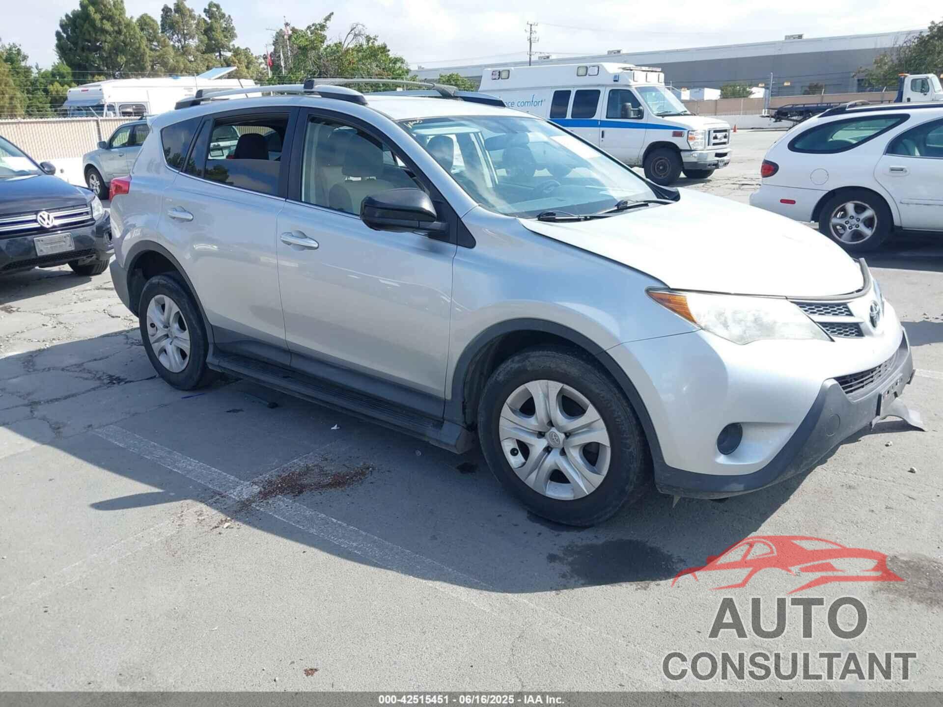 TOYOTA RAV4 2015 - JTMZFREV1FJ042789