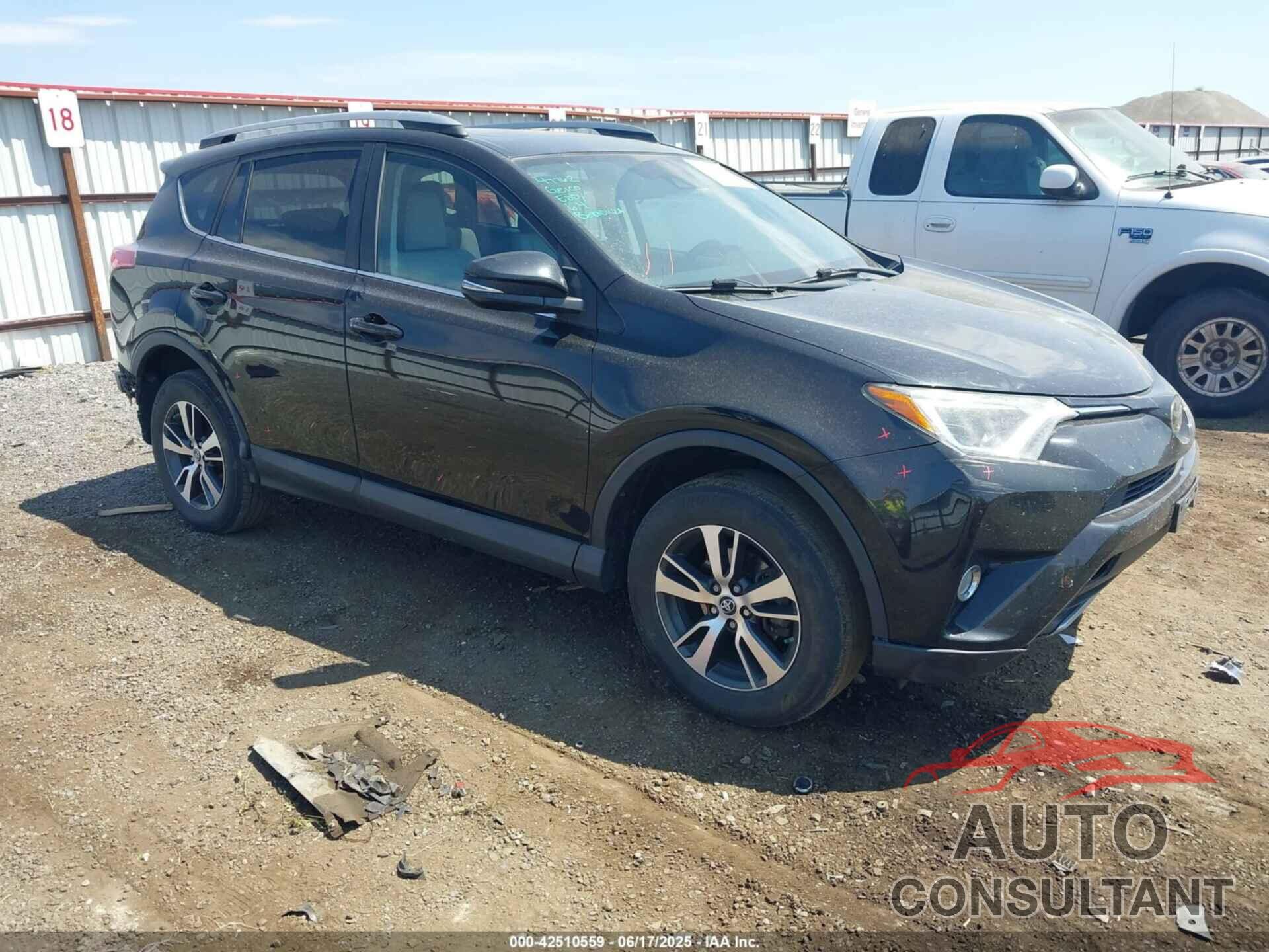 TOYOTA RAV4 2018 - 2T3RFREV0JW833499