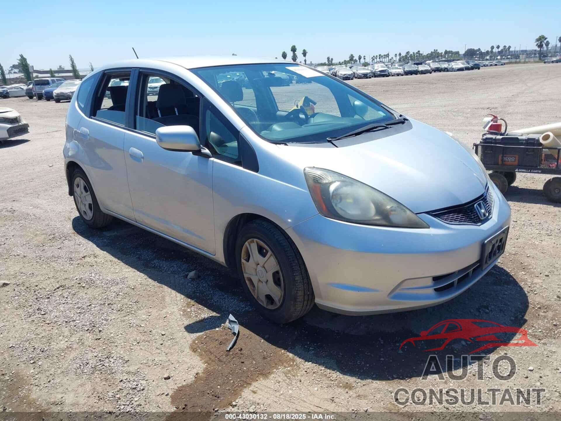 HONDA FIT 2013 - JHMGE8H36DC017885