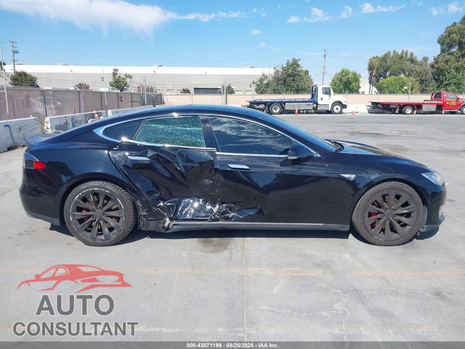 TESLA MODEL S 2016 - 5YJSA1E43GF123648
