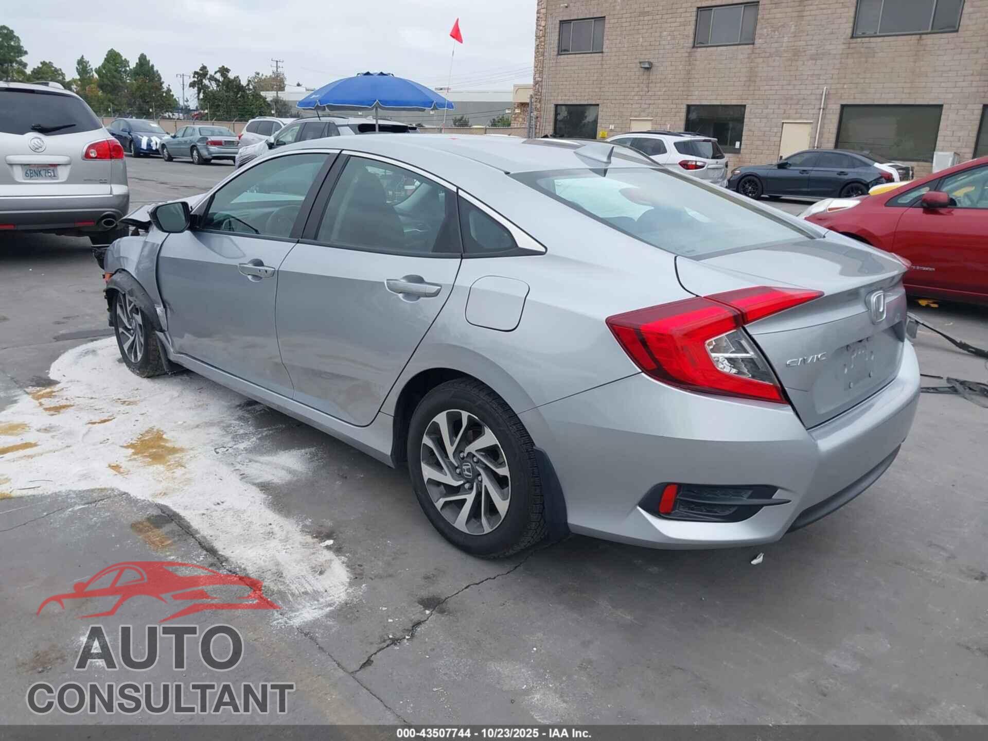 HONDA CIVIC 2017 - 19XFC2F71HE201135