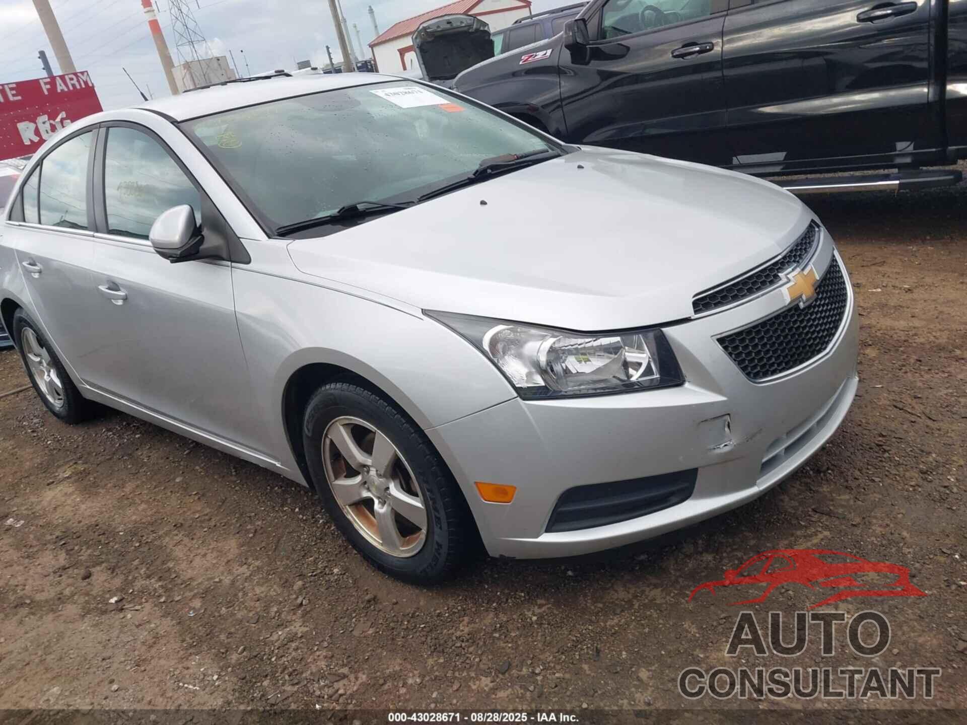 CHEVROLET CRUZE 2014 - 1G1PC5SB7E7209356