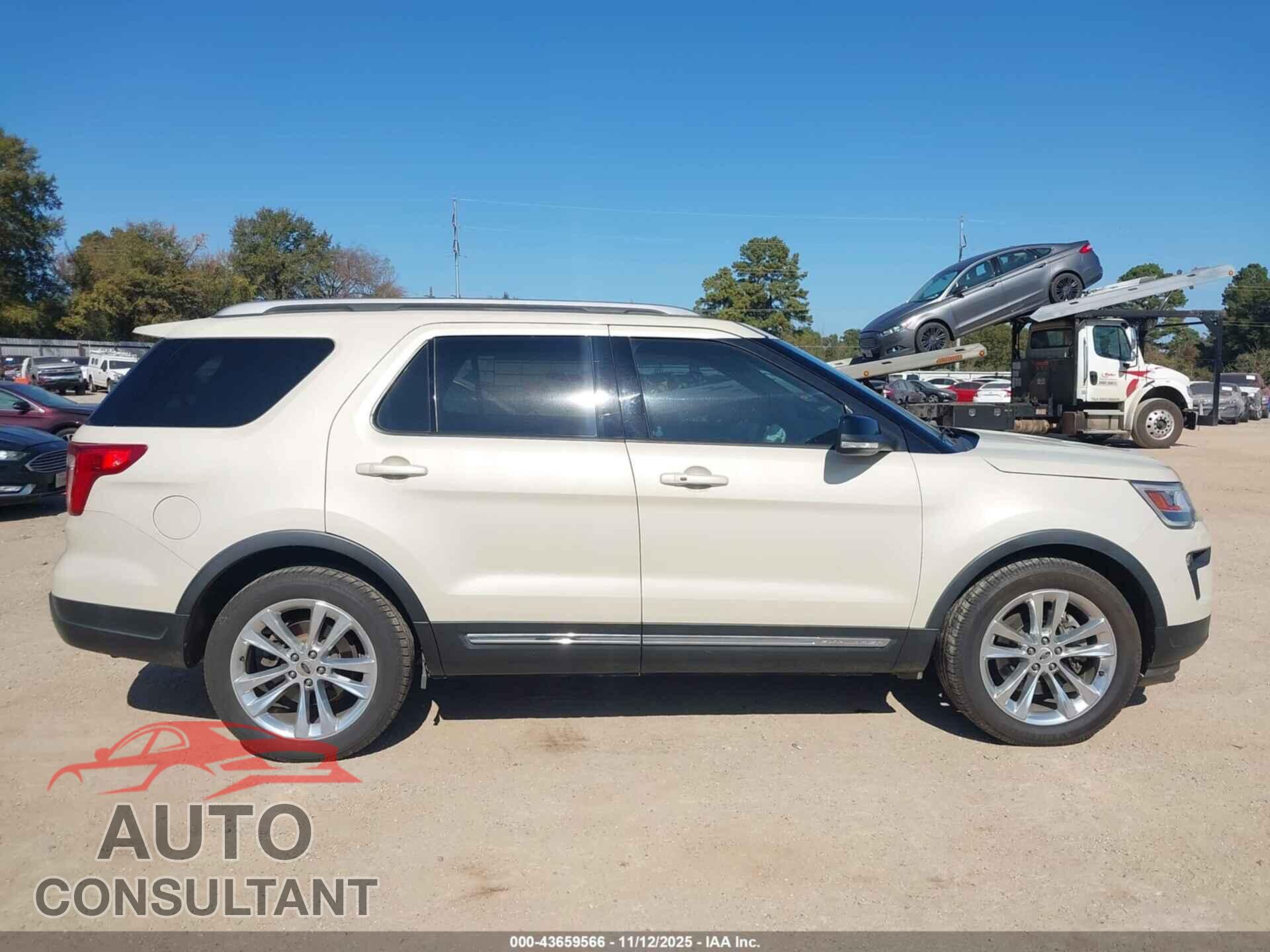 FORD EXPLORER 2018 - 1FM5K7D88JGB30606