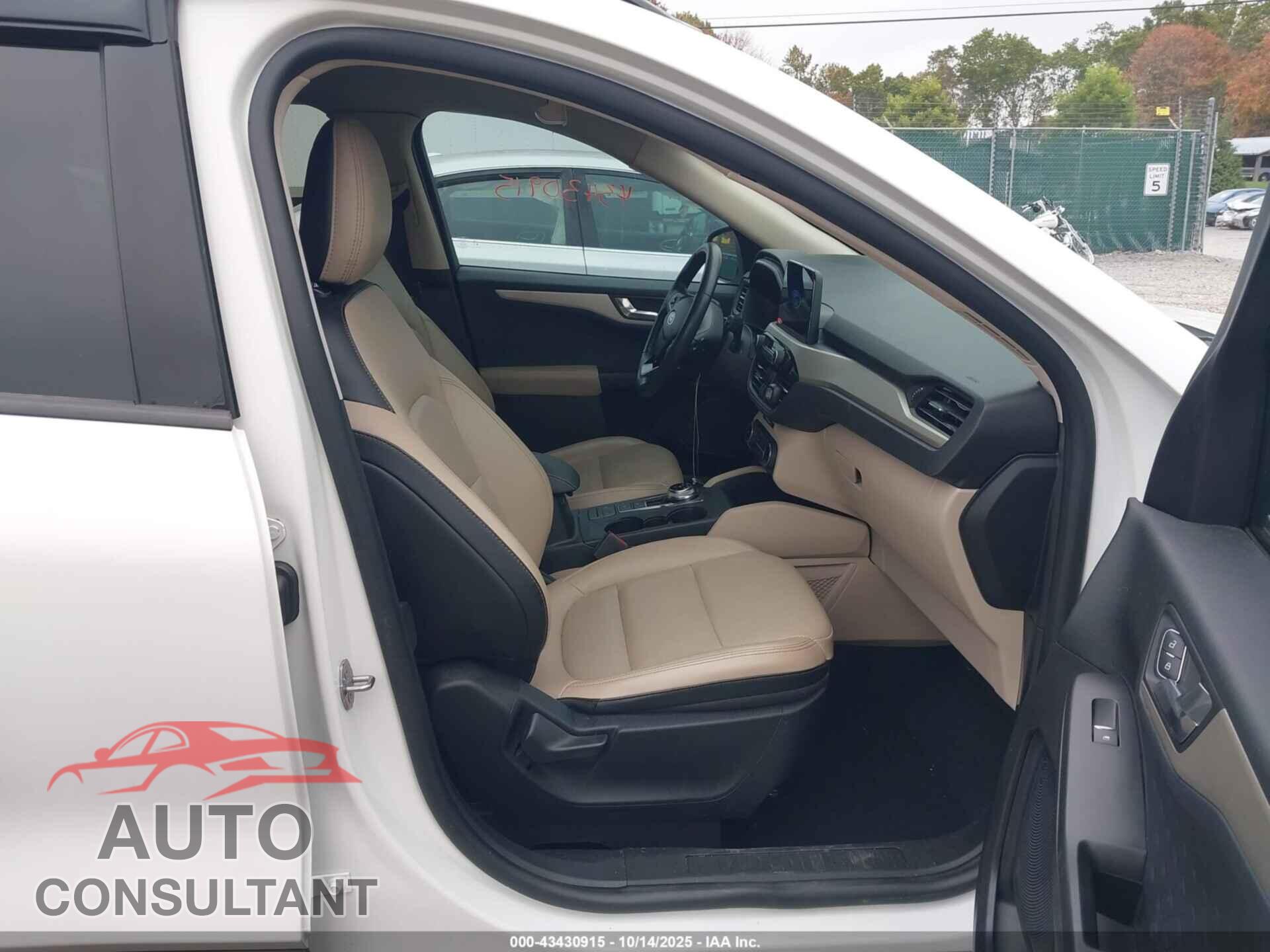 FORD ESCAPE 2020 - 1FMCU9H99LUA73255